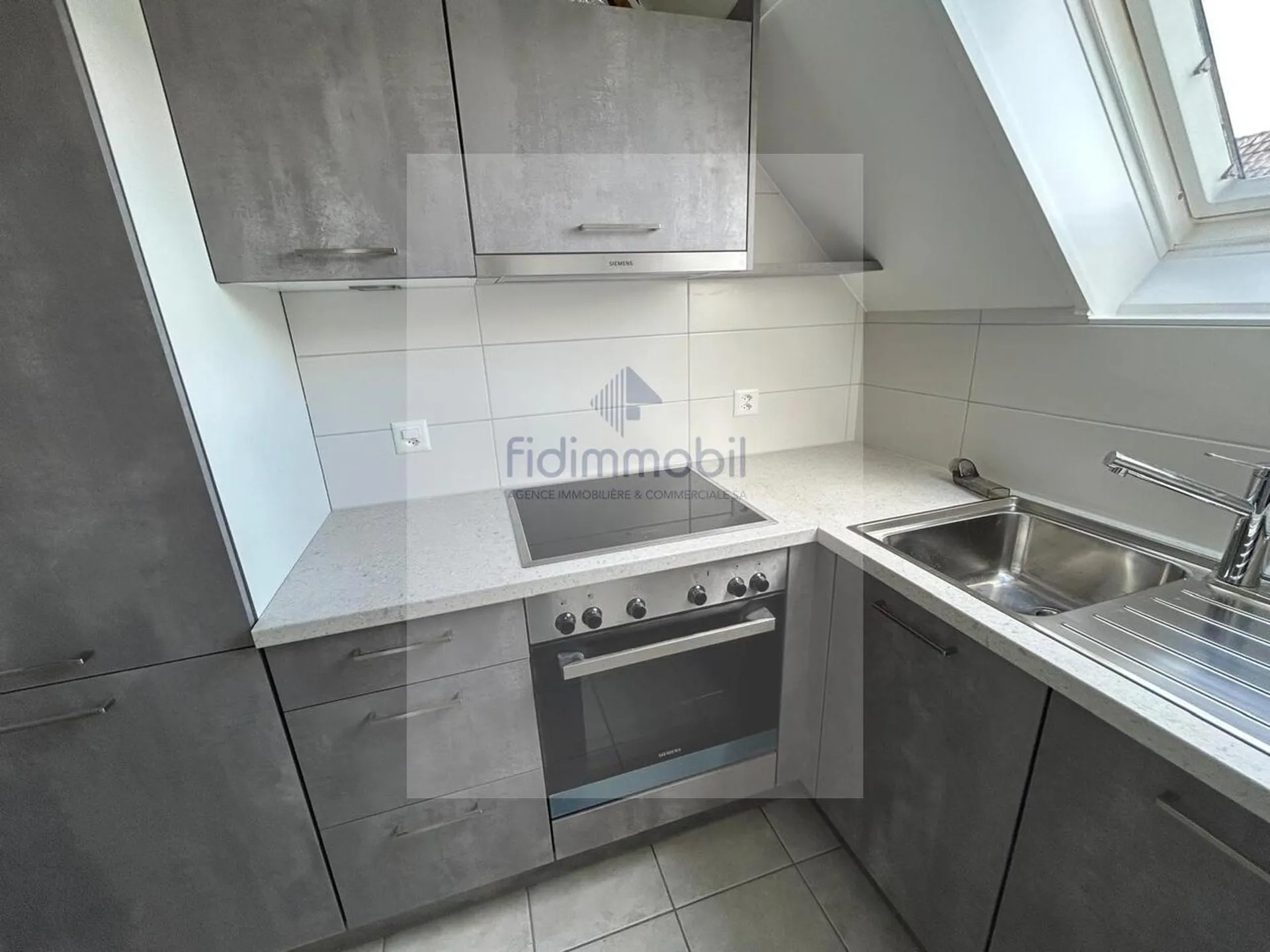 APPARTEMENT RENOVE DANS QUARTIER CALME