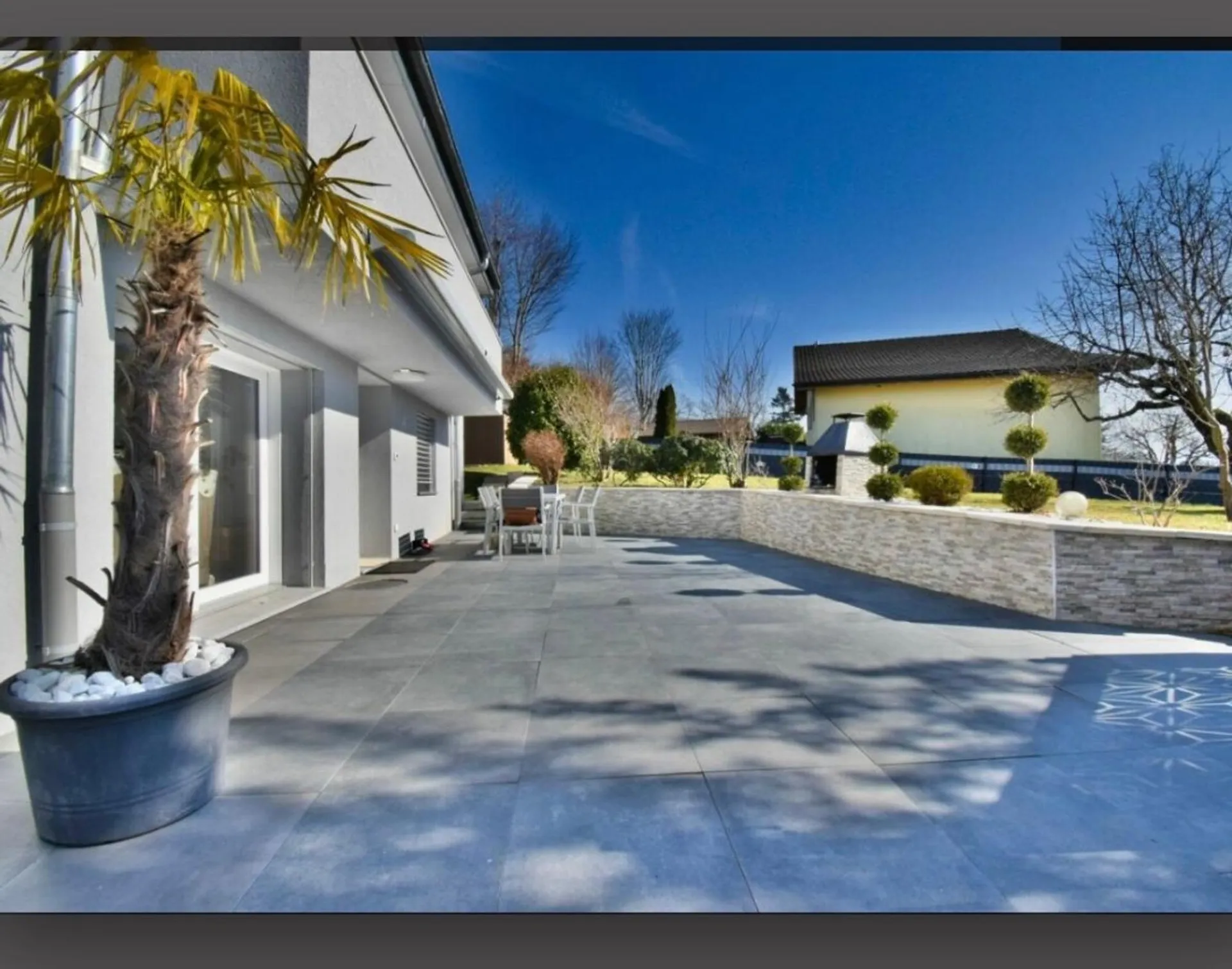 Villa contemporaine de 6 pièces - Alliant design, confort et fonctionnalité