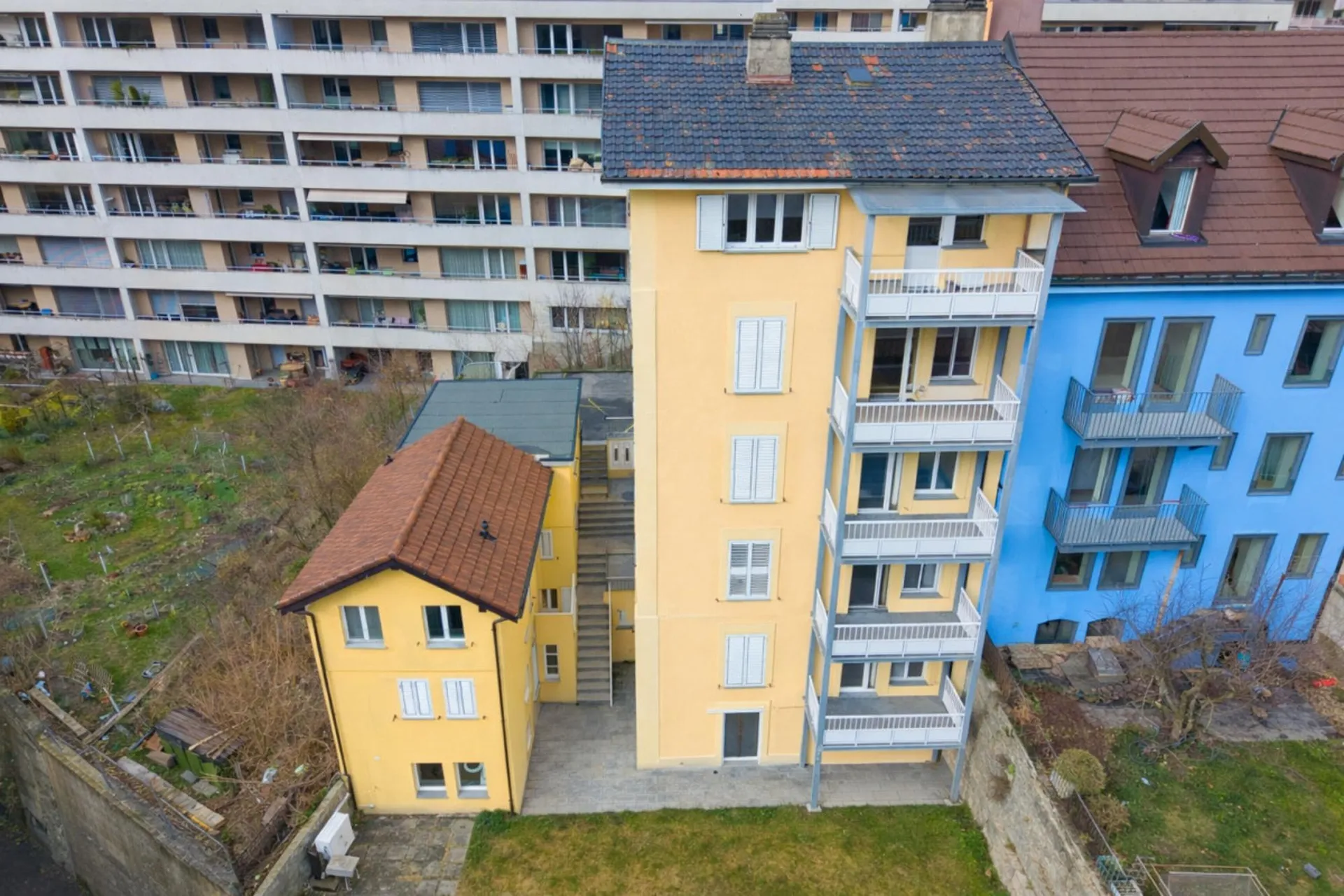 Image 4