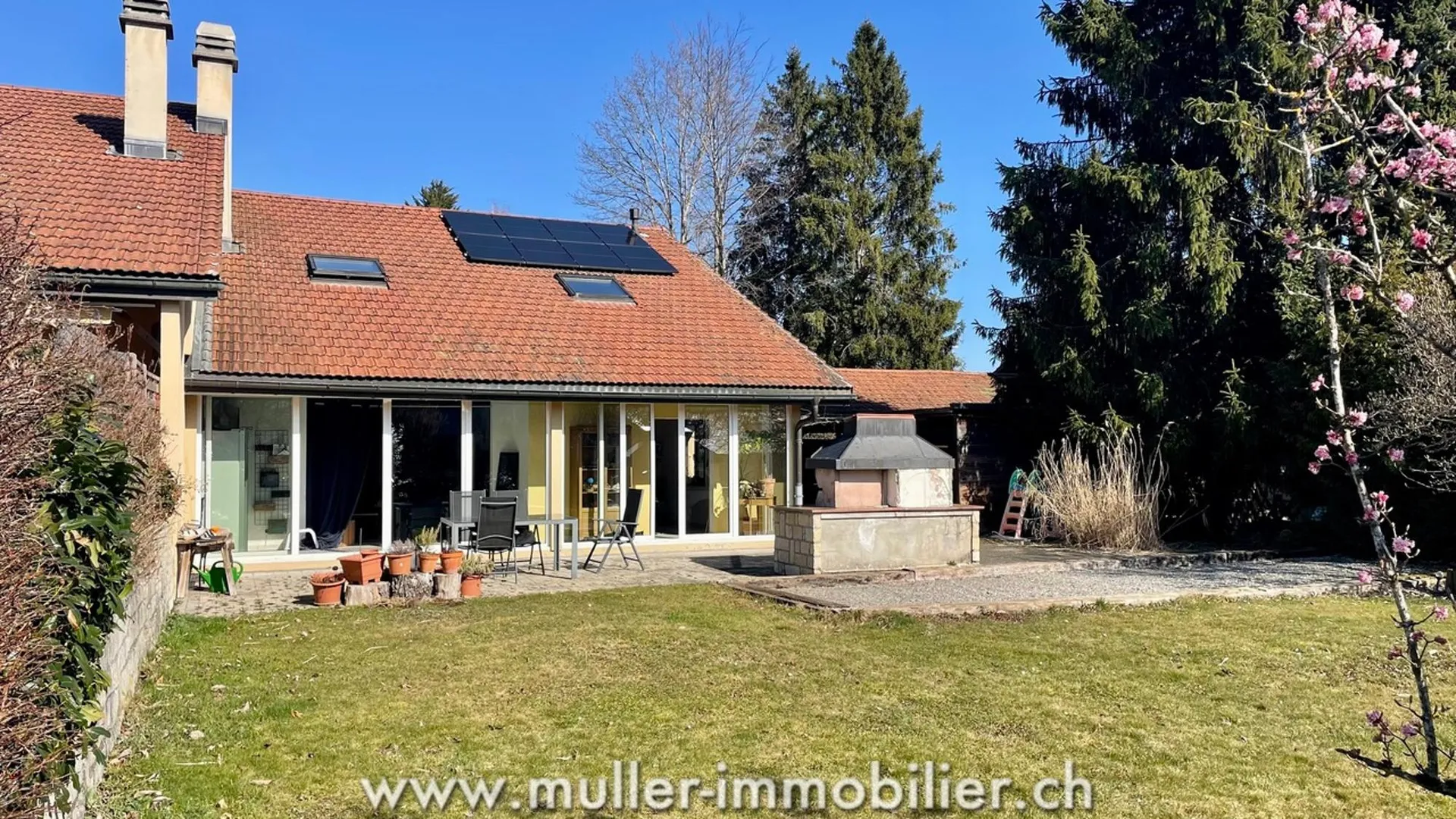 Sympathique villa contiguë en Gruyère