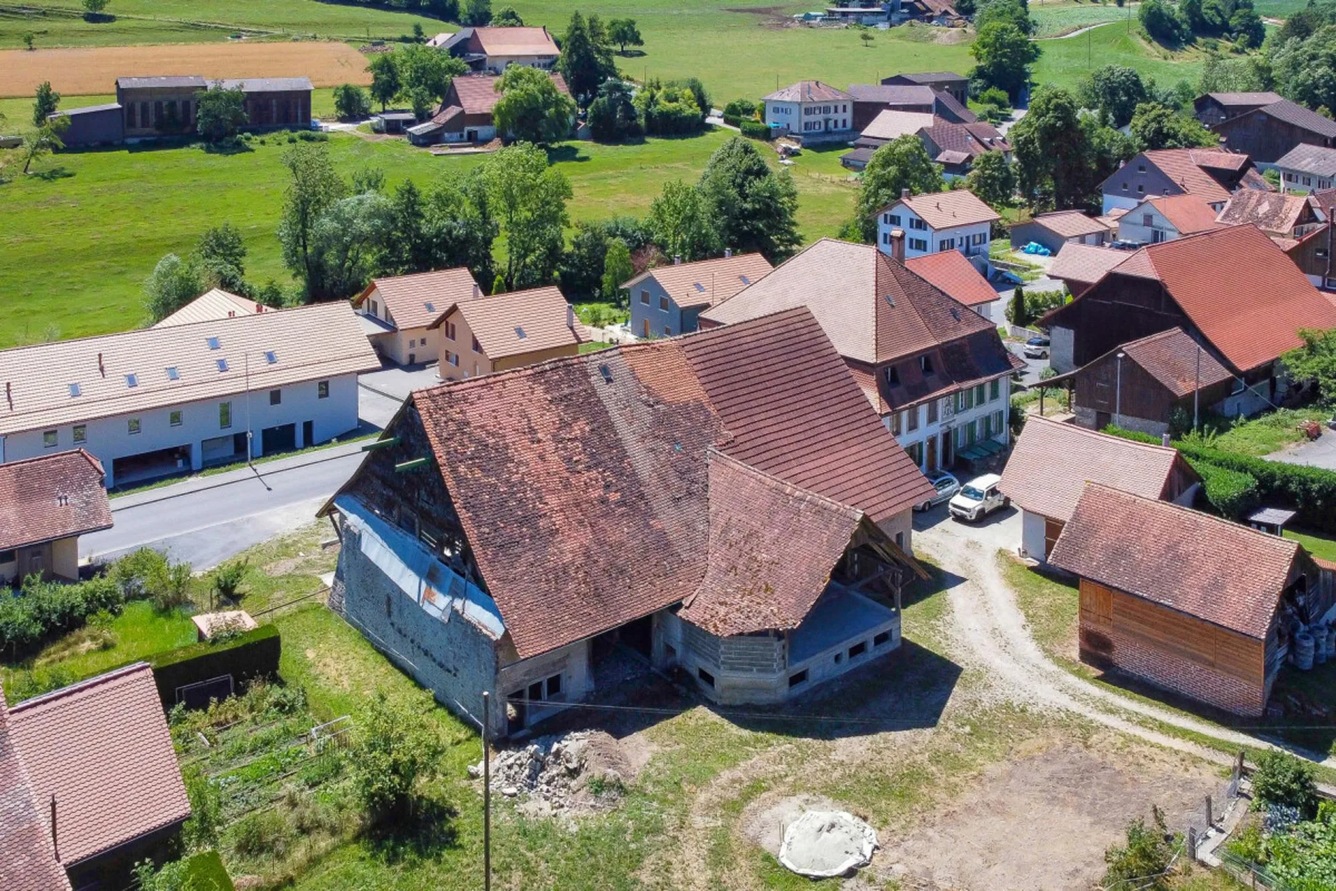 Rare: projet immobilier de 6 appartements avec permis de construire