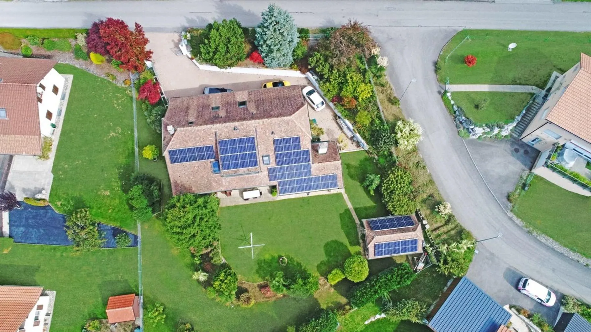 Maison d'exception - Autonome, rentable et rénovée avec raffinement à 20 min d'Epalinges