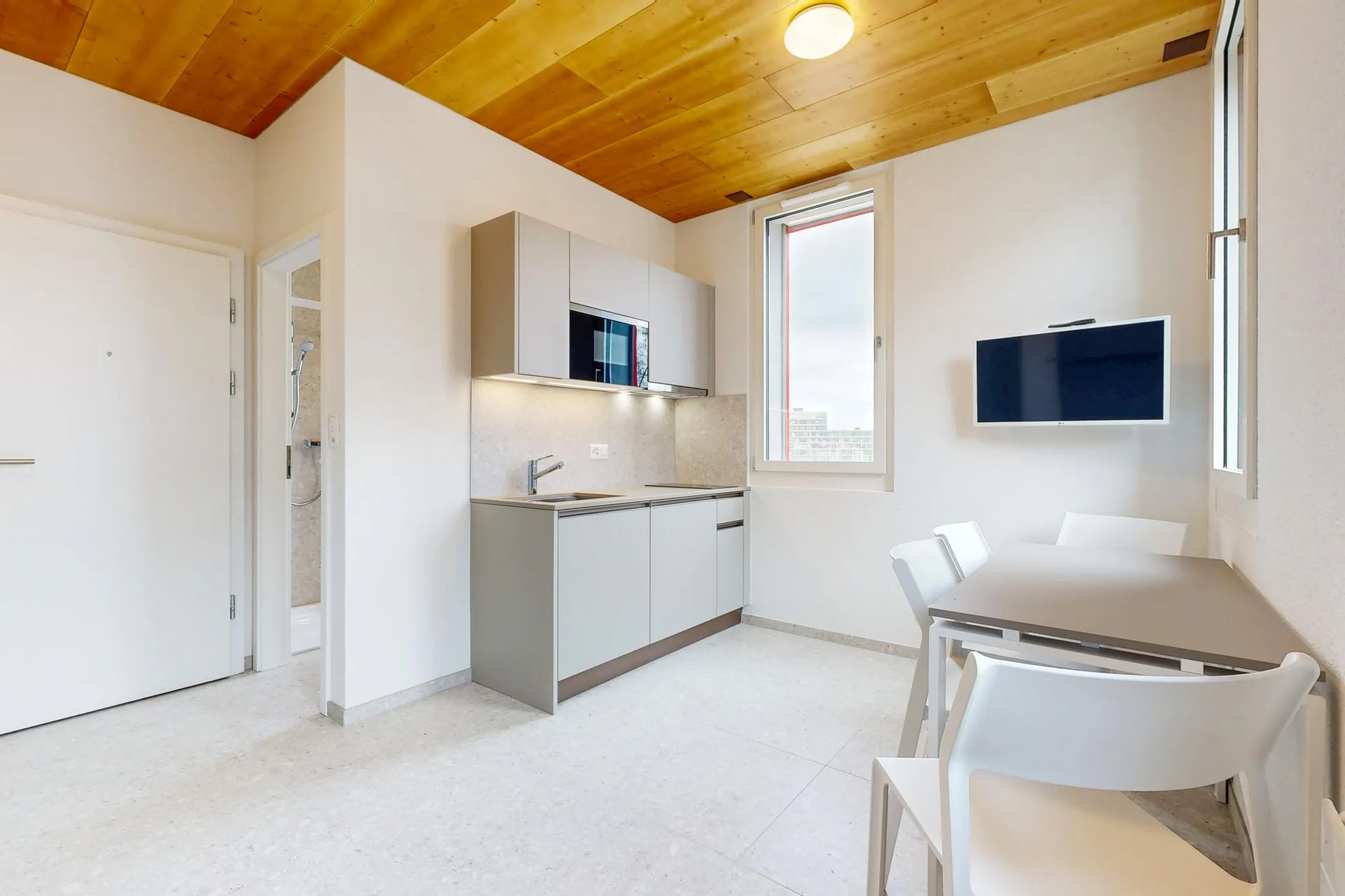 Un studio meublé - Bon TL CHF 300.00 offert !