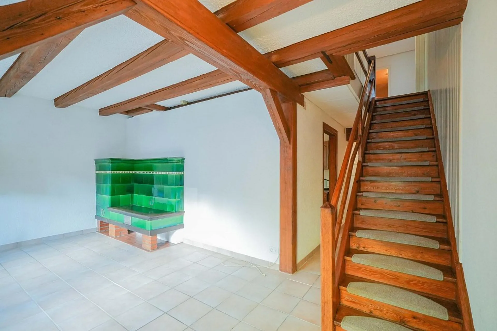 Charmant und grosszügig: 6-Zimmer-Haus mitten im alten Dorfkern