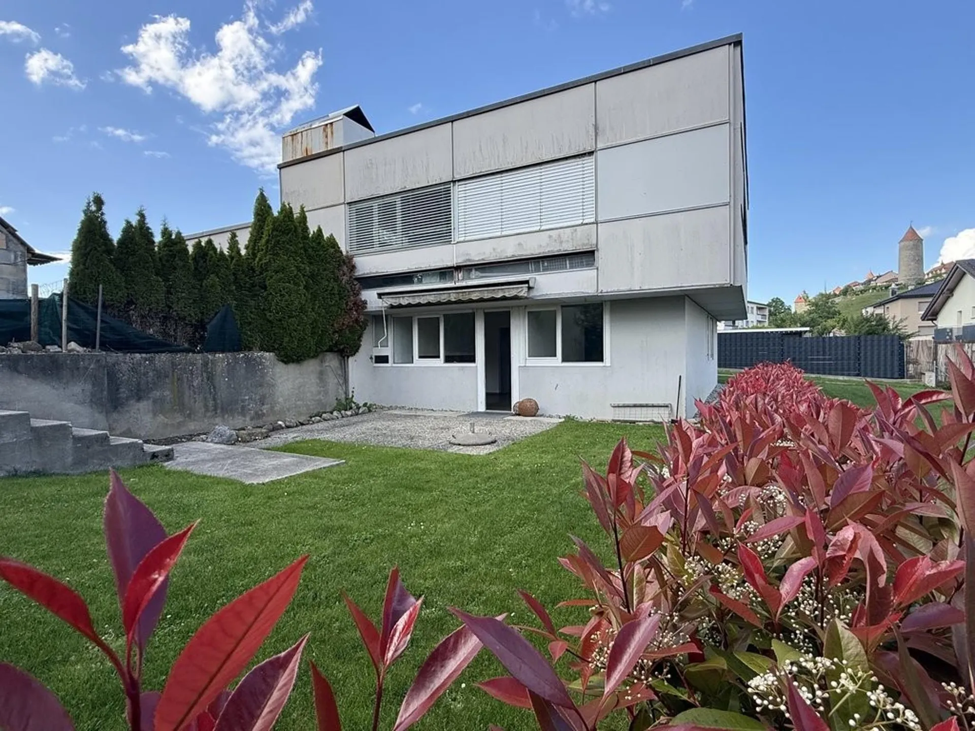 ROMONT - 3.5 pièces au rez-de-chaussée