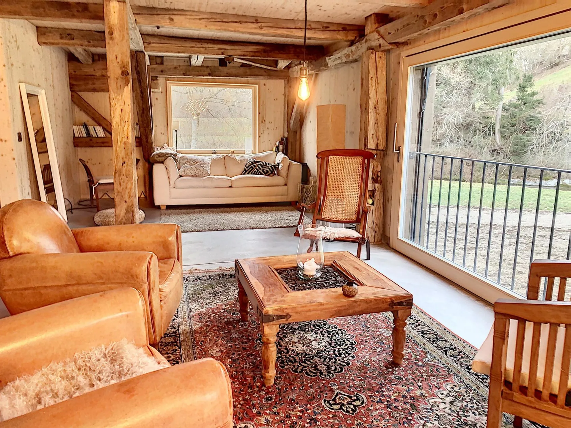 Bel appartement atypique de 3.5 pièces au rez-de-chaussée