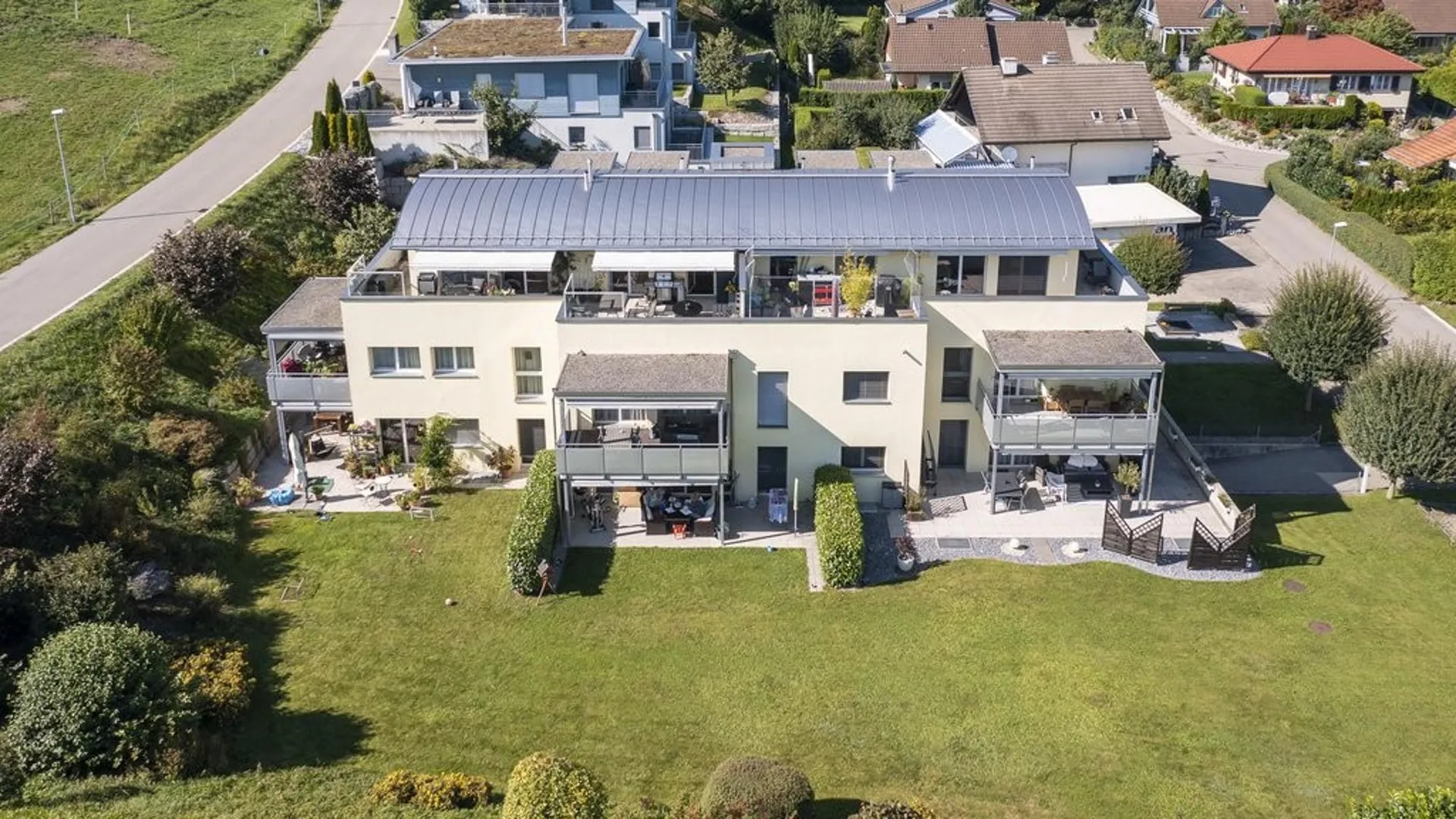 ATTIKAWOHNUNG MIT GROSSER TERRASSE