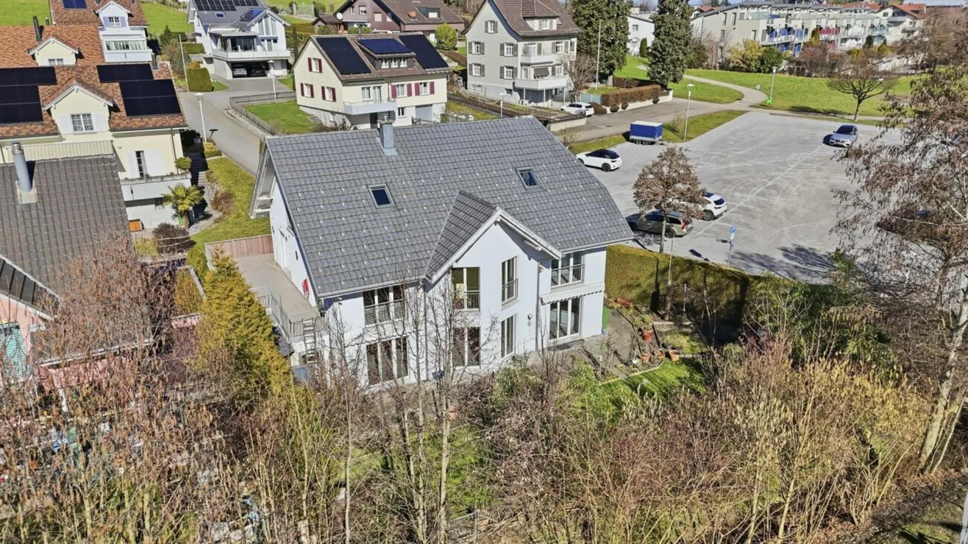 Wohnen mit Komfort und Raum - freistehendes Familienhaus in Wittenbach