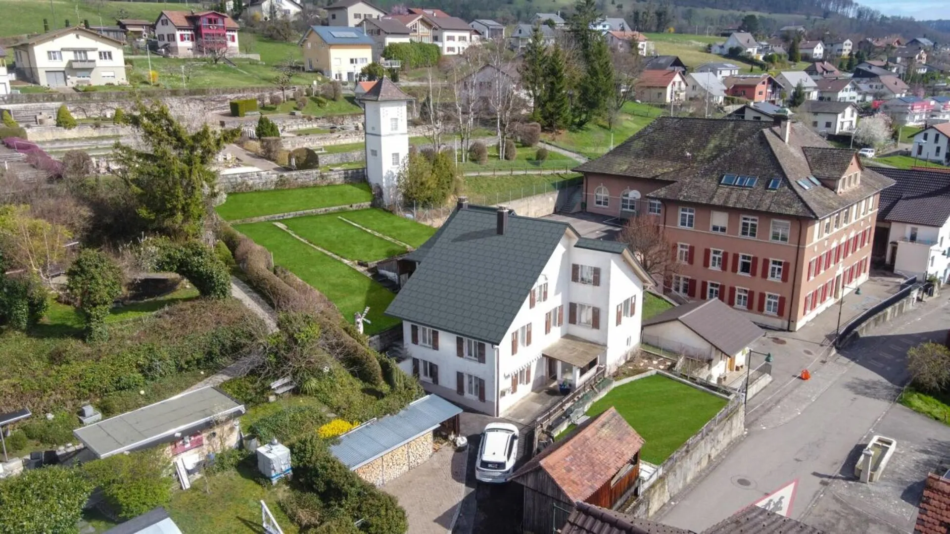 2-Generationenhaus mit Potenzial in Liesberg Dorf