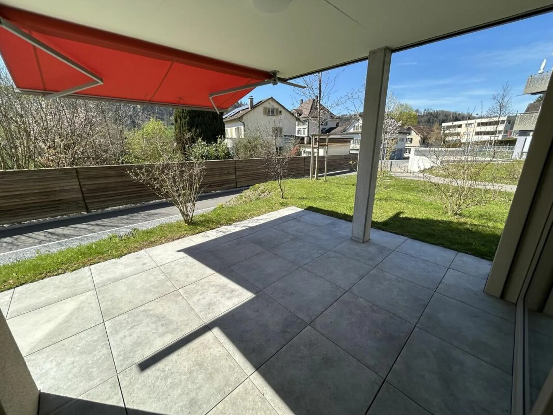 Lichtdurchflutete Gartenwohnung - bereit für den Frühling