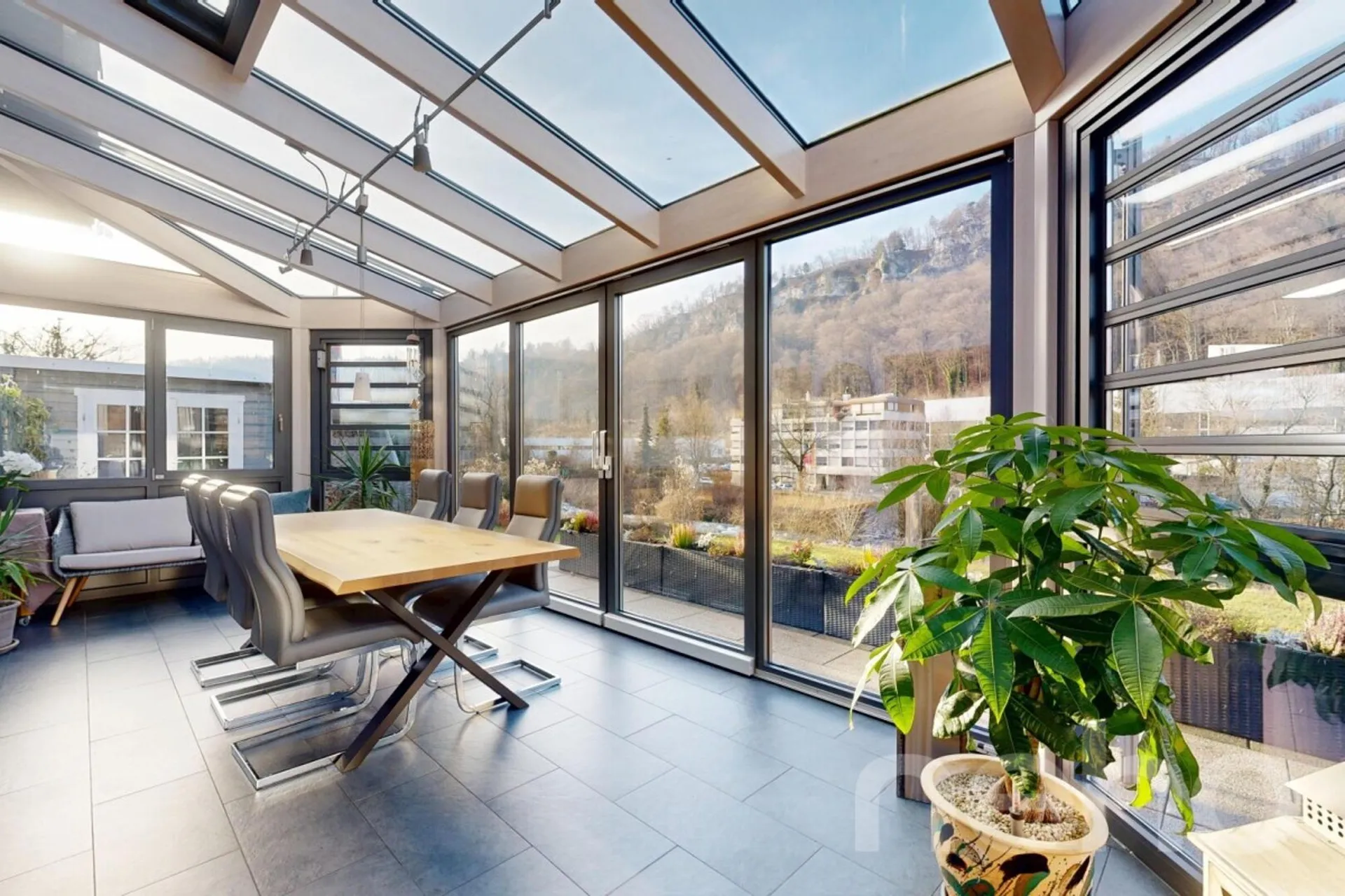 Ein Zuhause mit Charakter, Licht und aussergewöhnlichem Wohnkomfort