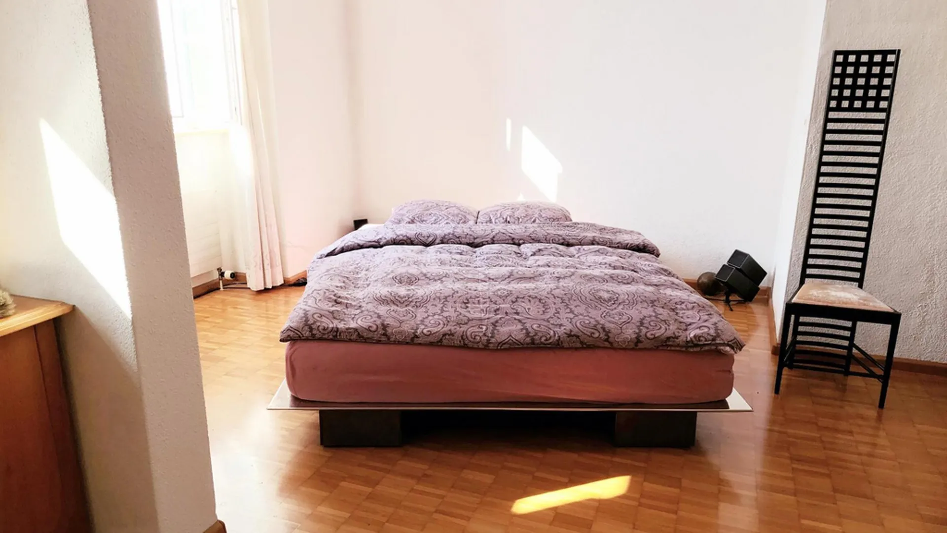 Schöne 5-Zimmer Wohnung in historischem Gebäude