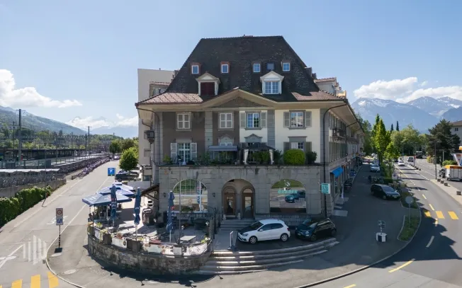 ImmoWyss -  Mehrfamilienhaus mit Gastronomie - komplett vermietet