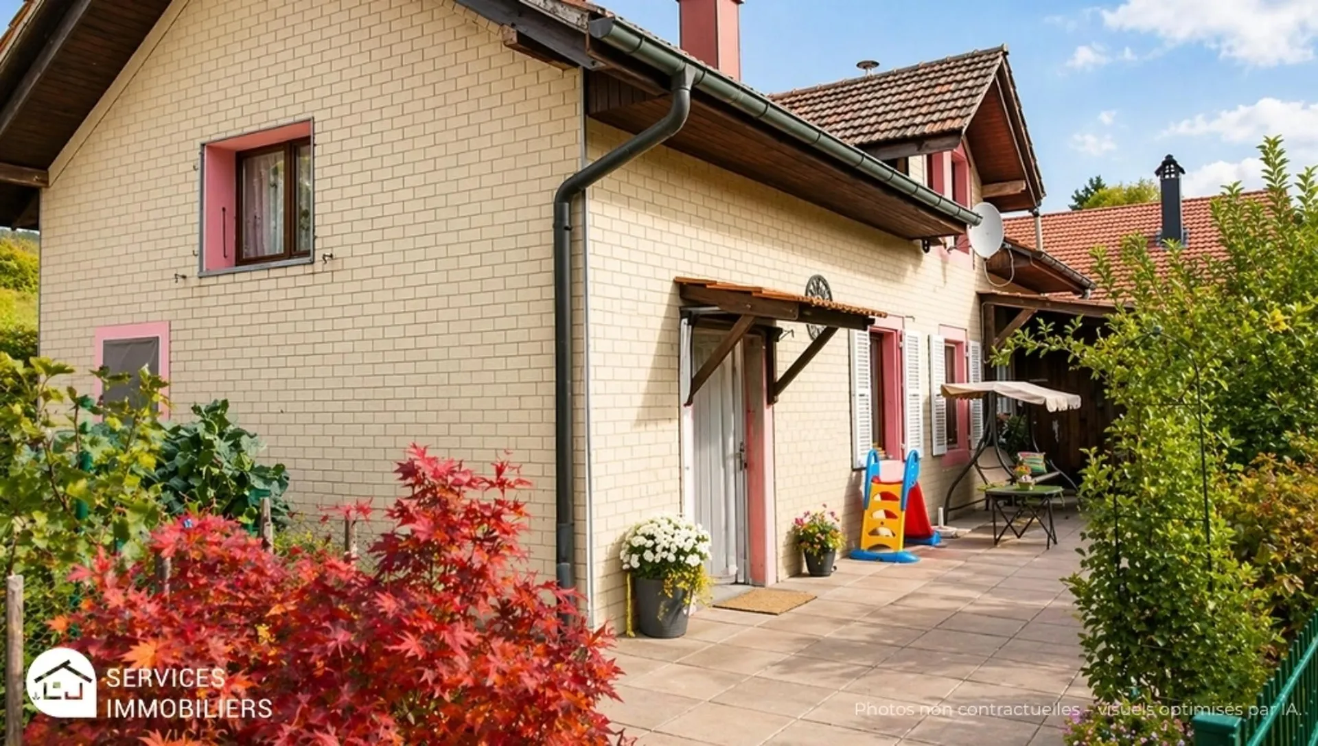 Maison familiale avec terrasse, garage, dépendances,  rare !