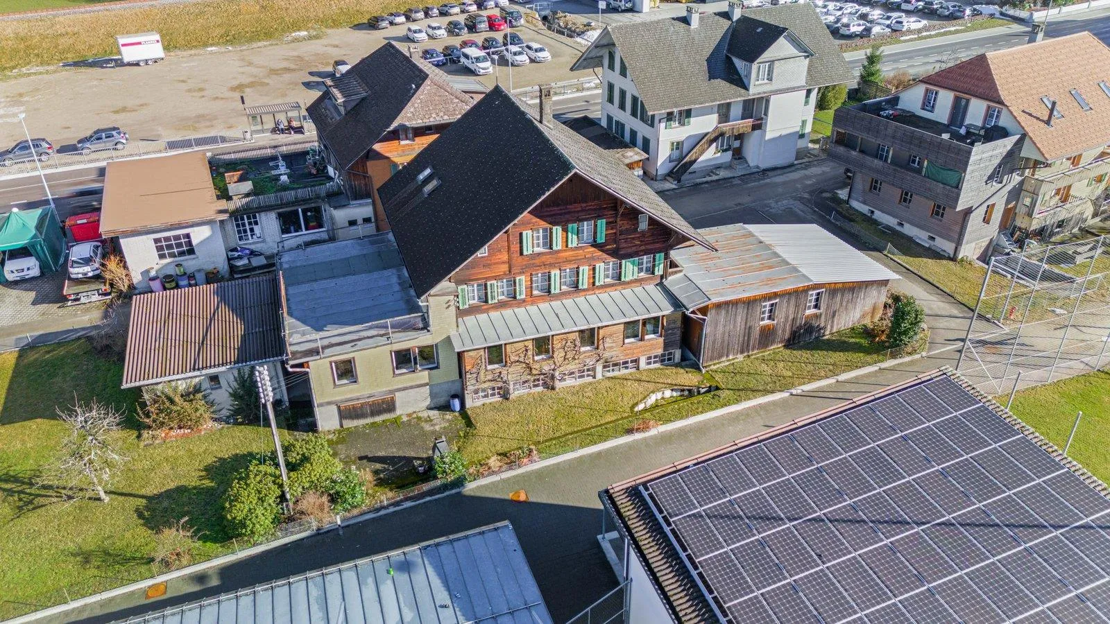 AgentSelly - Haus mit Werkstatt und Einlegerwohnung