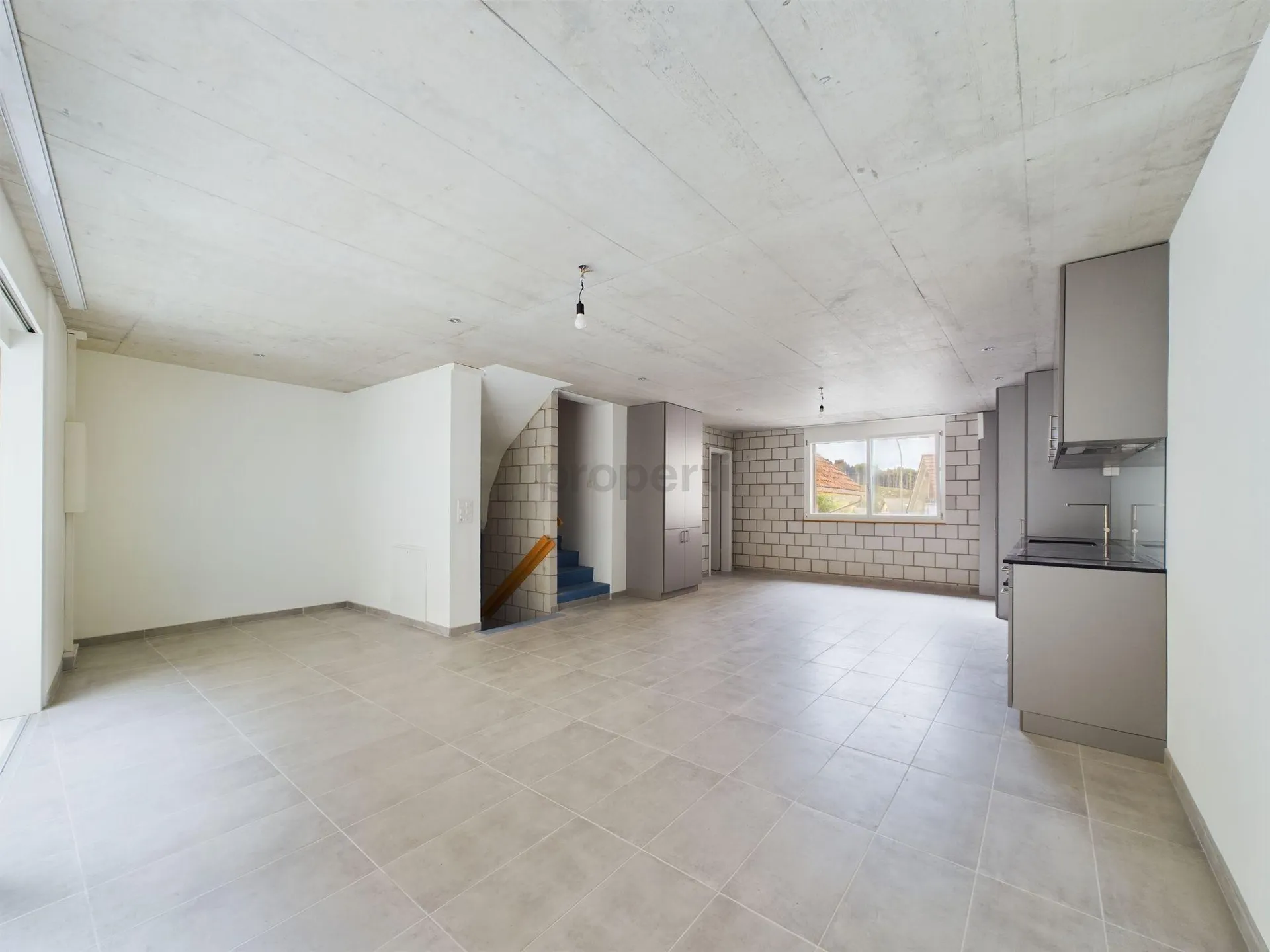 Charmante und moderne 2.5-Zimmer-Maisonette in idyllischer, ländlicher Umgebung in Wyningen