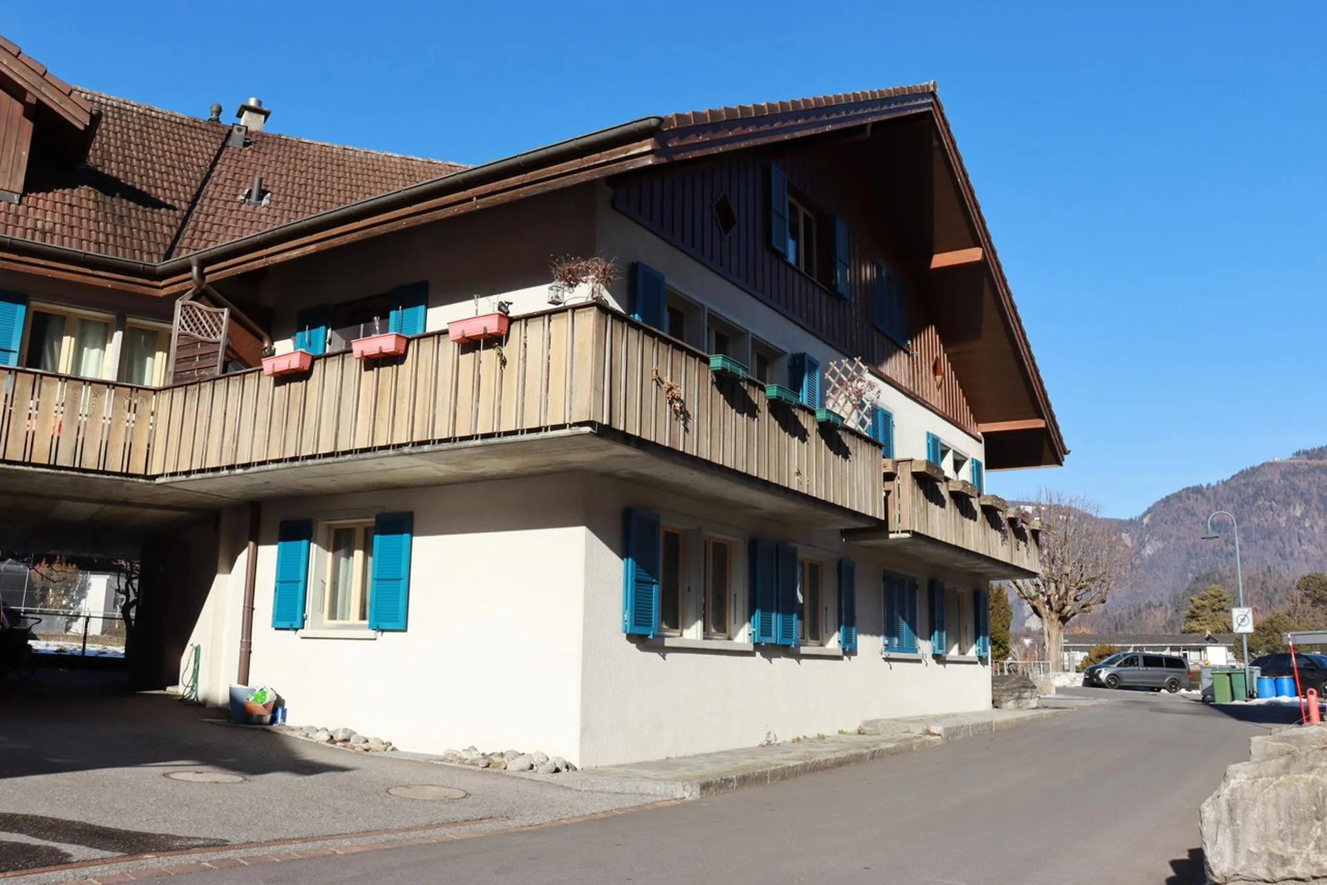3.5 Zimmerwohnung in Wilderswil Inkl. 2 Parkplätze