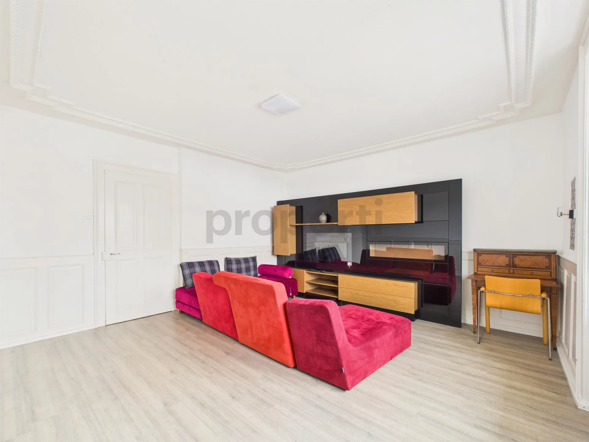 Charmant 3.5 pièces – appartement avec cave pratique, Tramelan