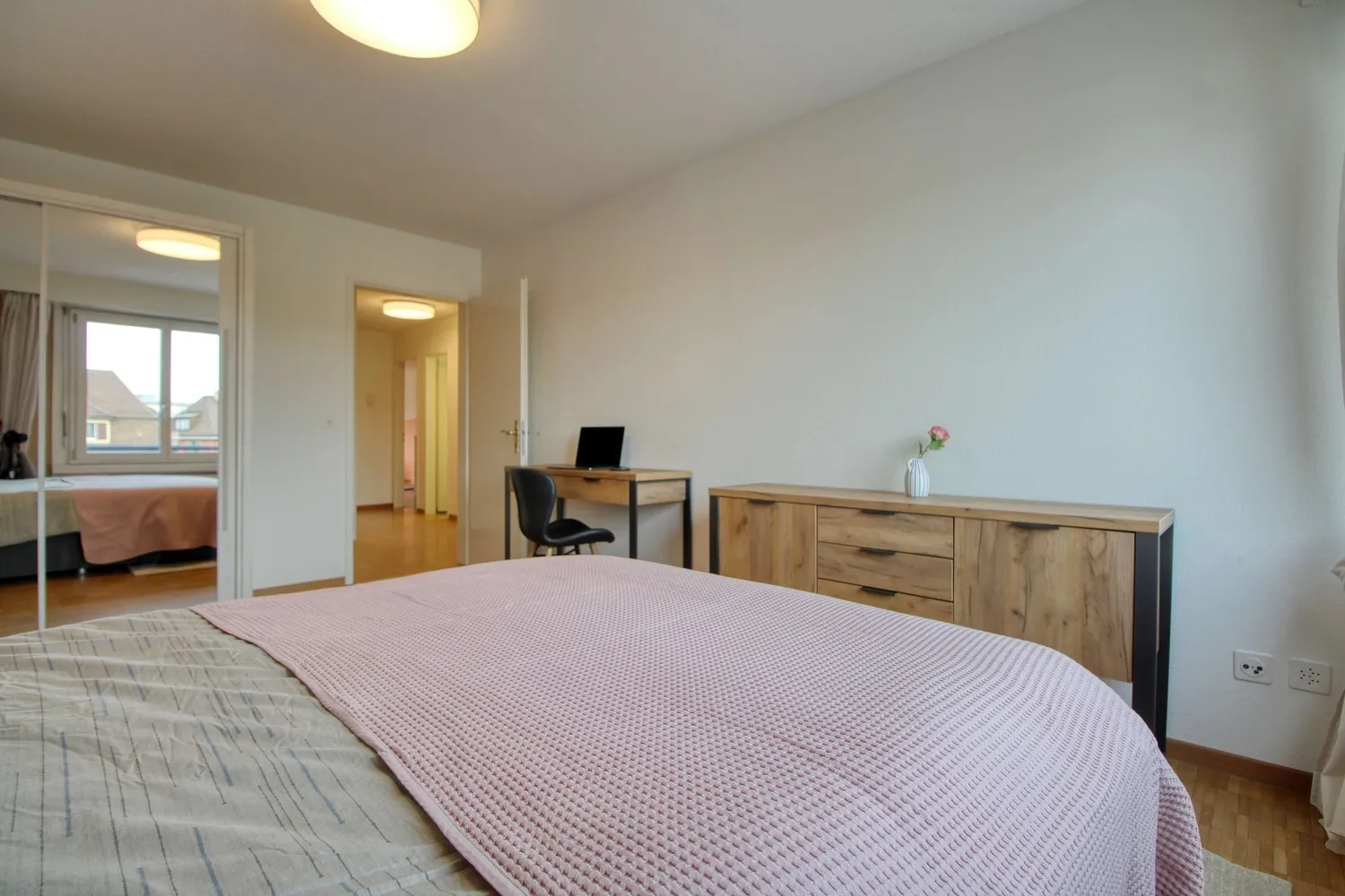 Schöne Zimmer an bester Lage nahe Sihlcity
