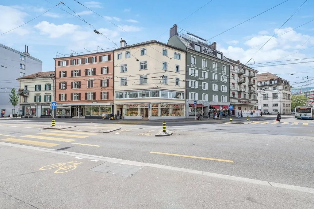 Stilvolle Altbauwohnung im Herzen der Stadt