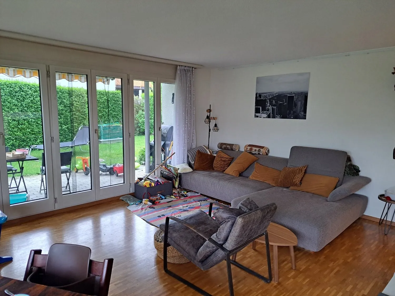 4½ ZI-WOHNUNG IN HORGEN (ZH), MÖBLIERT, TEMPORÄR