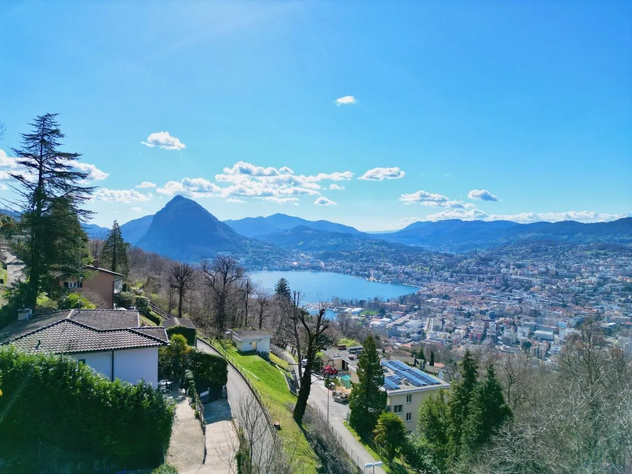 Villa Panoramica da Ristrutturare ad Aldesago – Monte Brè, Lugano