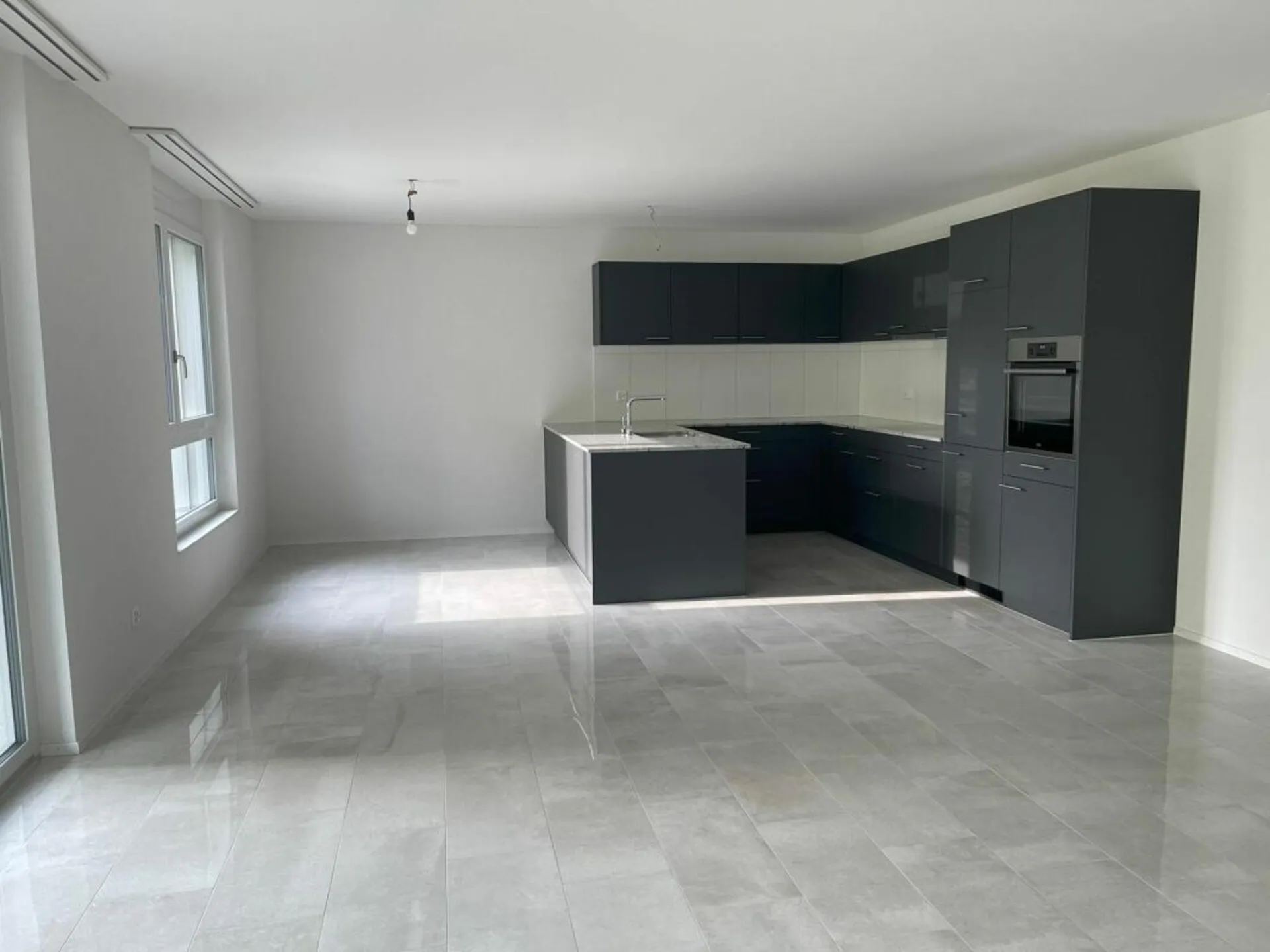 Moderne und grosszügige 3½-Zimmerwohnung