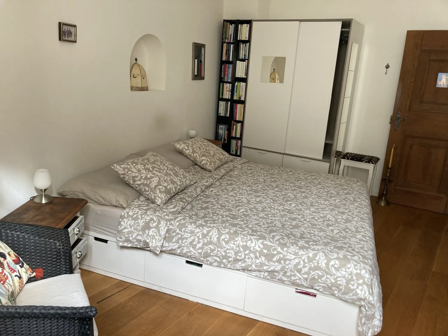 Image 7