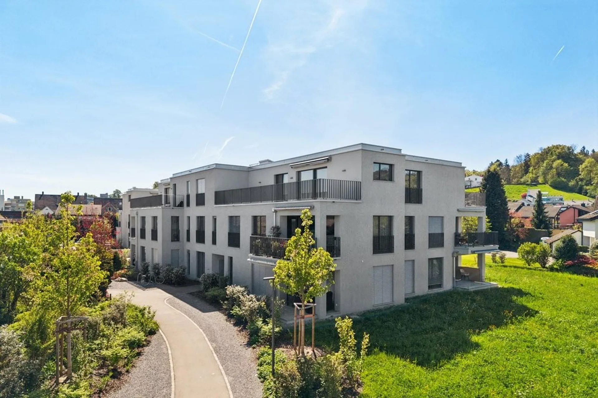 2 Monate MIETFREI: Attika-Traum in Seenähe mit 38m2 Dachterrasse