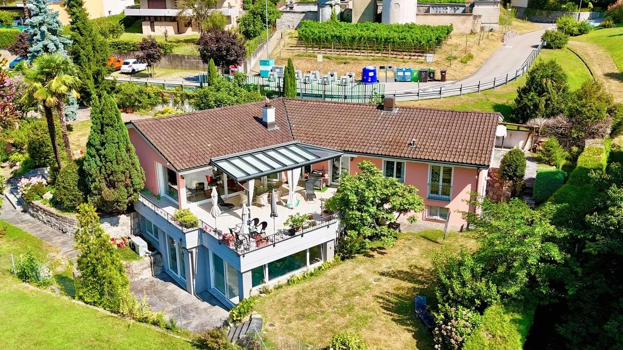 Prezzo Negoziabile: Villa con Piscina - anche Residenza Secondaria