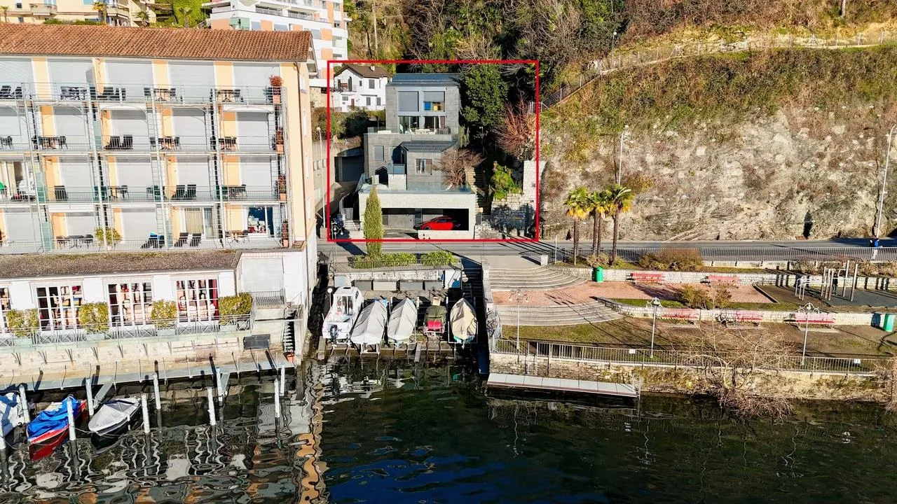 Esclusiva Villa di Design a 20 metri dalle rive del Lago di Lugano