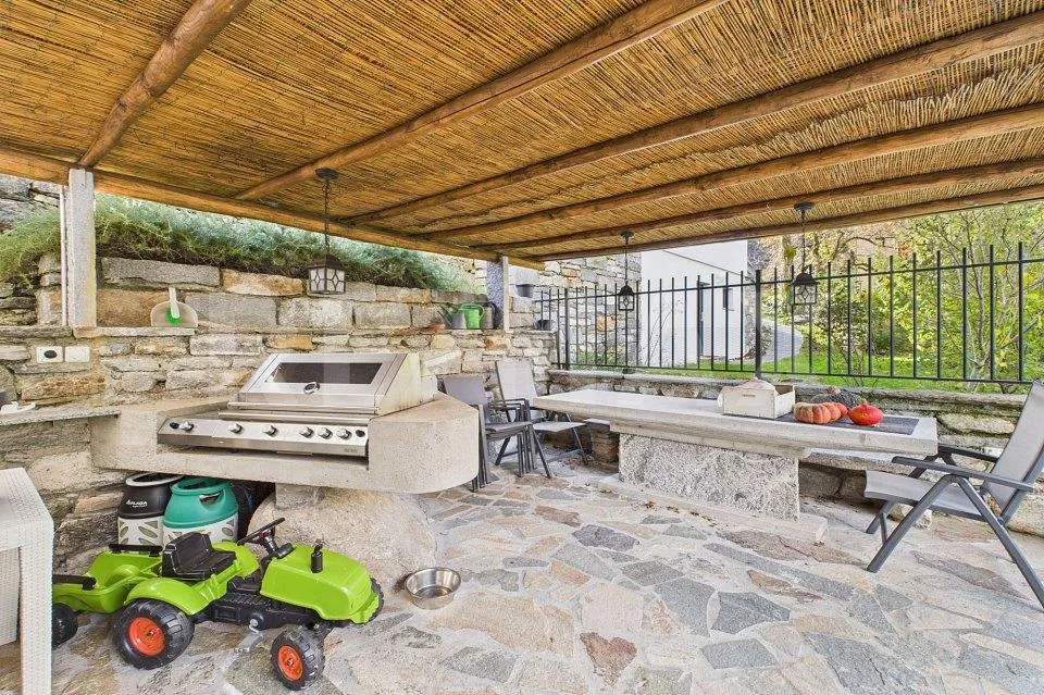 Casa singola di recente costruzione eleganza comfort e tecnologia m...