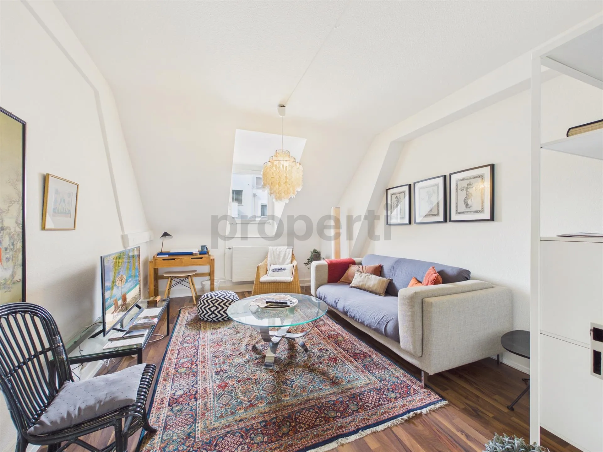 Charmante 3.5-Zimmer-Wohnung mit stilvoller Möblierung in Basel