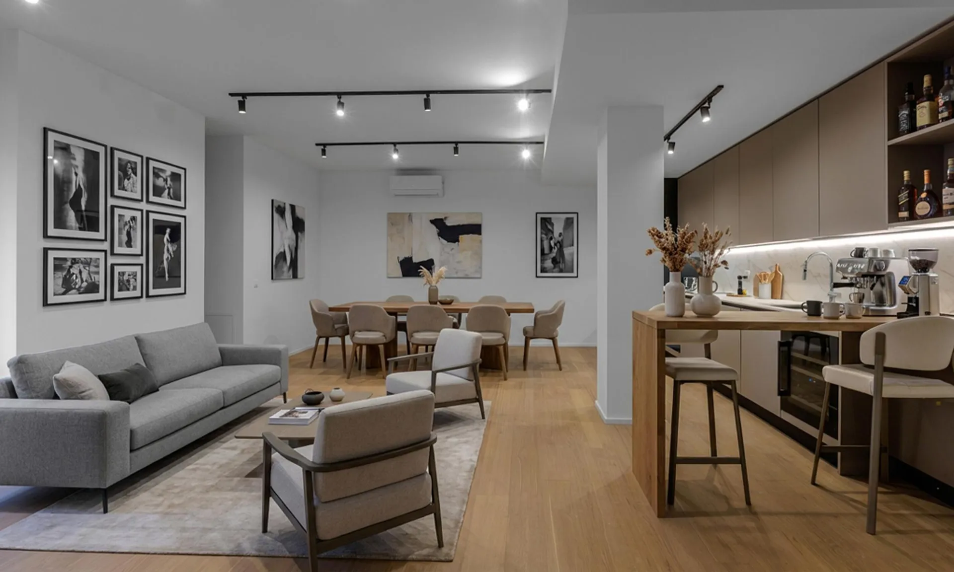 Geräumige 2.5-Zimmer-Wohnung mit Loggia in Cassarate