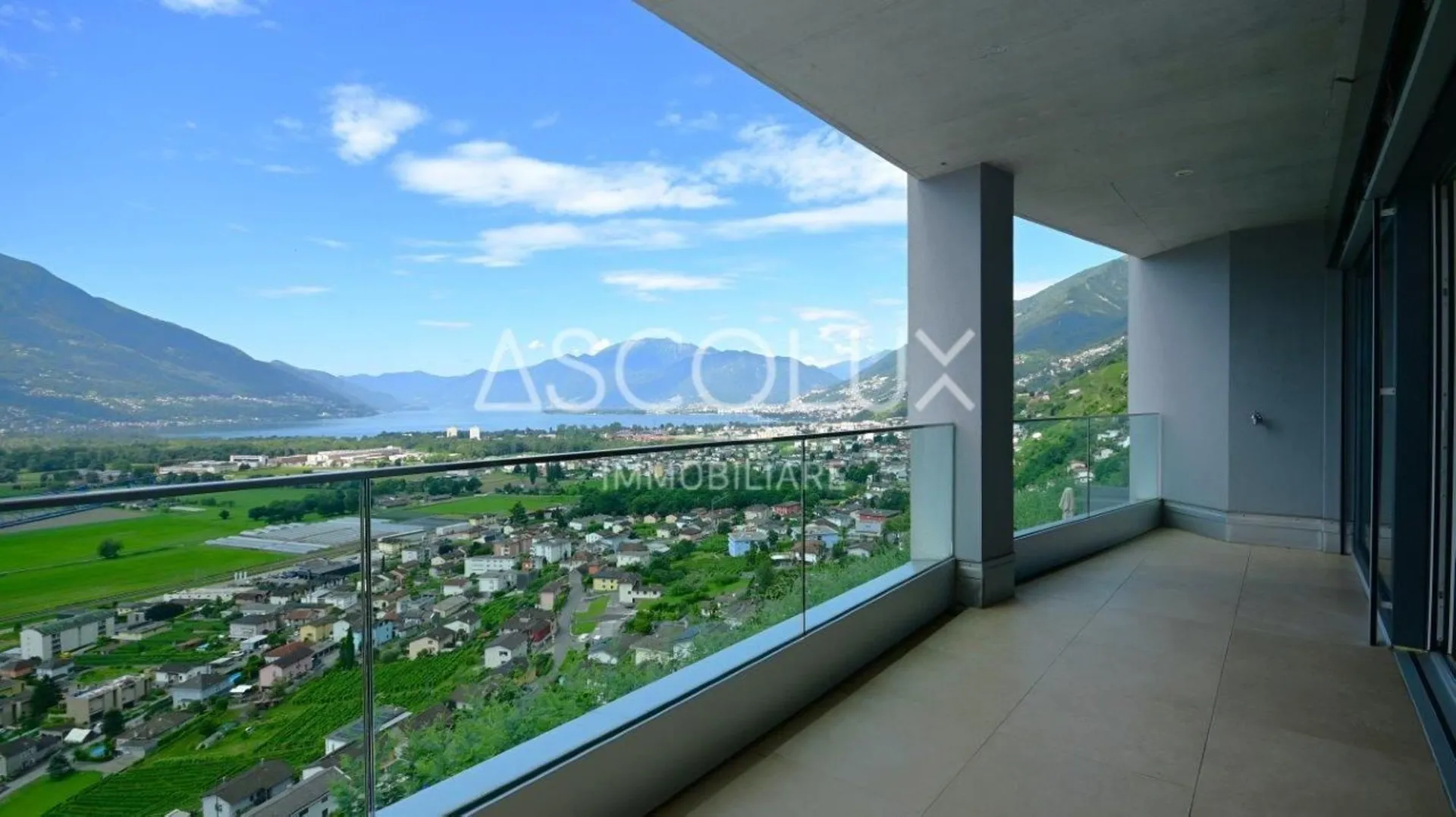 3.5-Zimmer-Wohnung mit Panoramablick und Seesicht