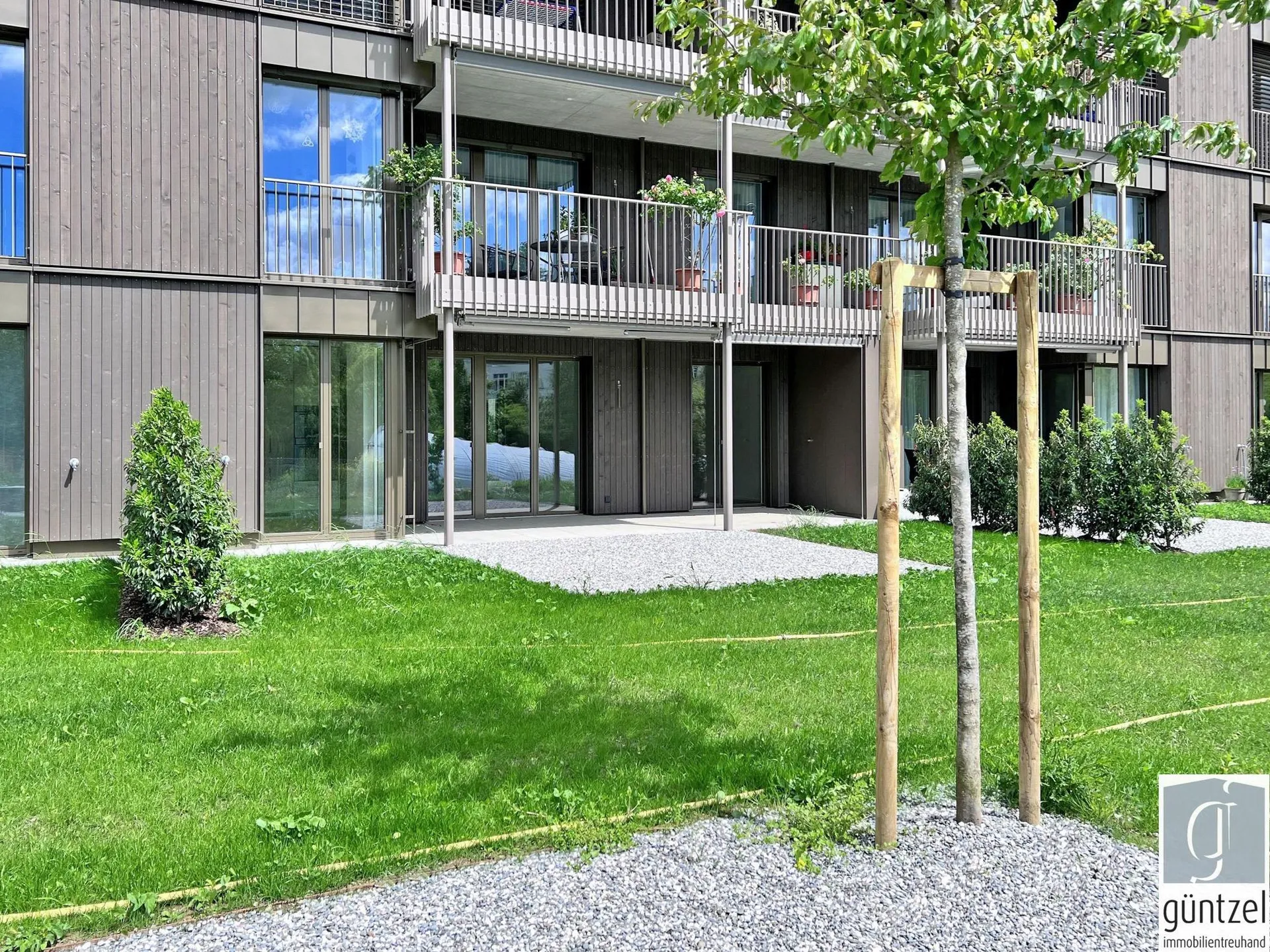 Grosszügig geschnittene 4.5-Zimmer-Gartenwohnung
