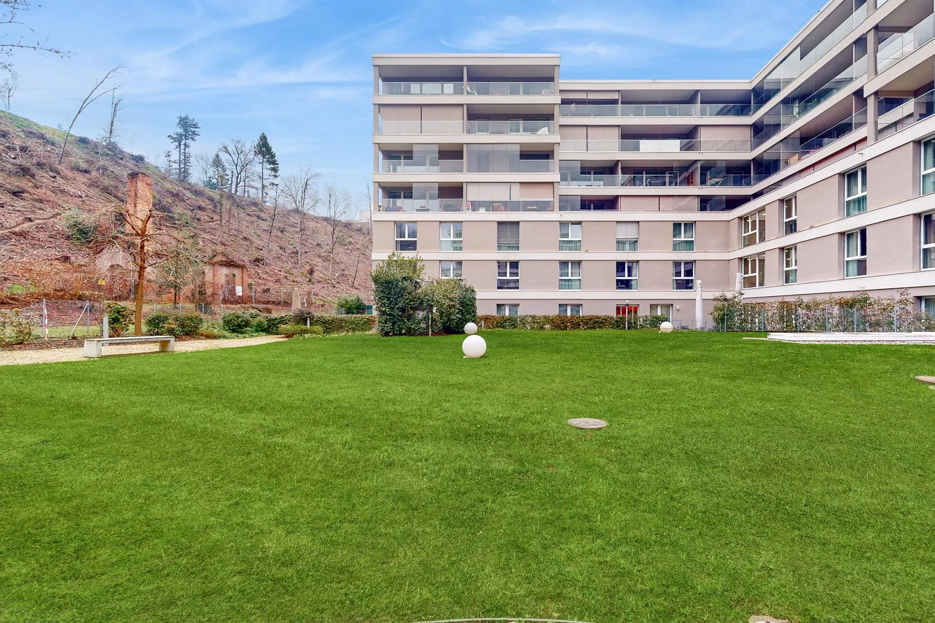 Ultimo piano con stile: vivere nella  residenza Parco Cornaredo