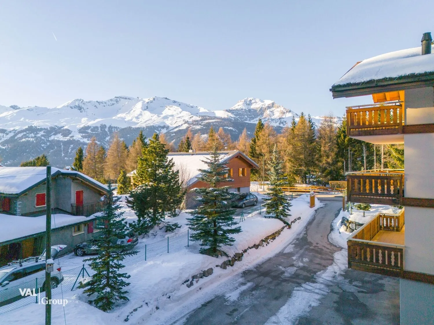 Résidence de 3 généreux logements