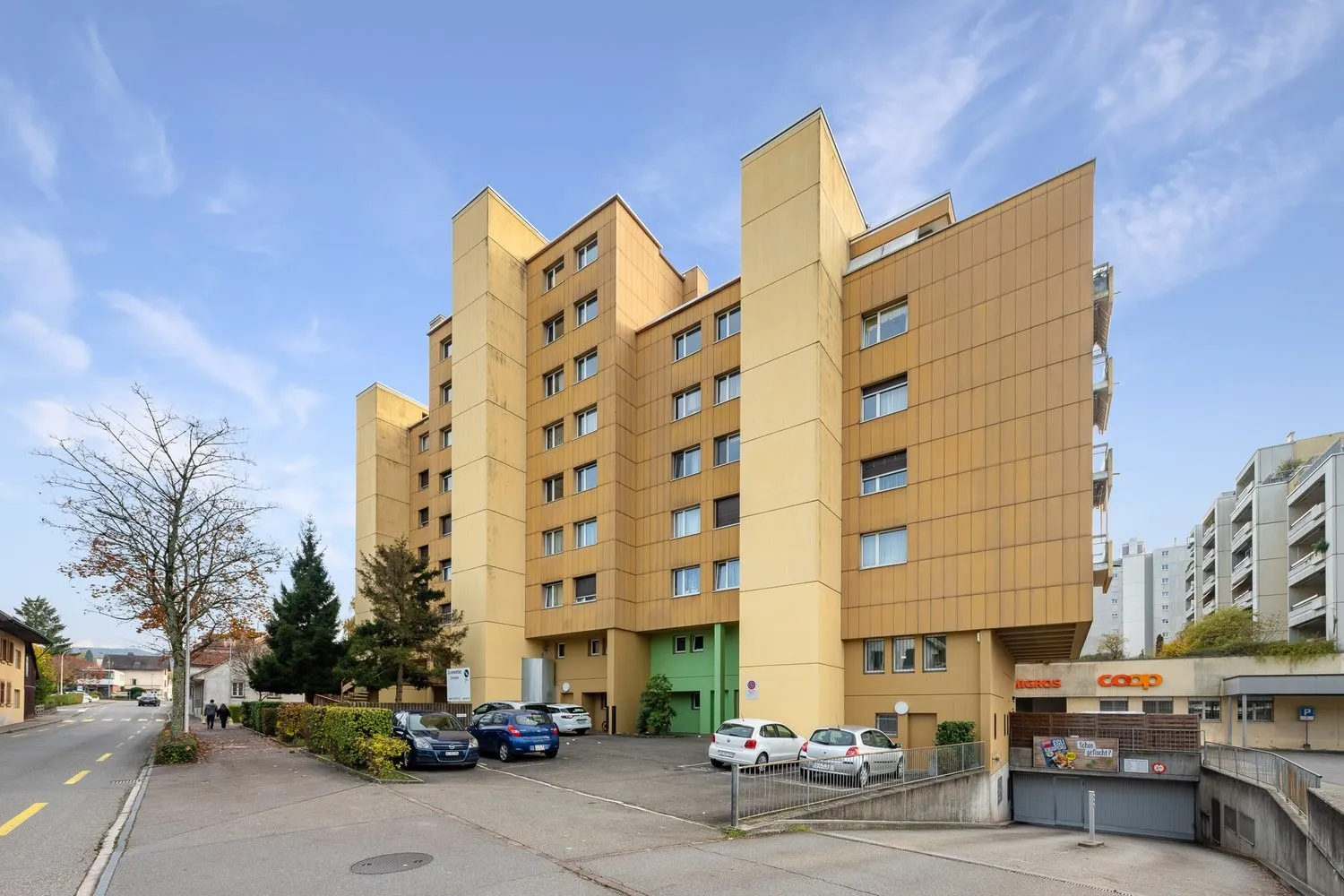 Einstellplatz im Markthof, Nussbaumen gesucht?