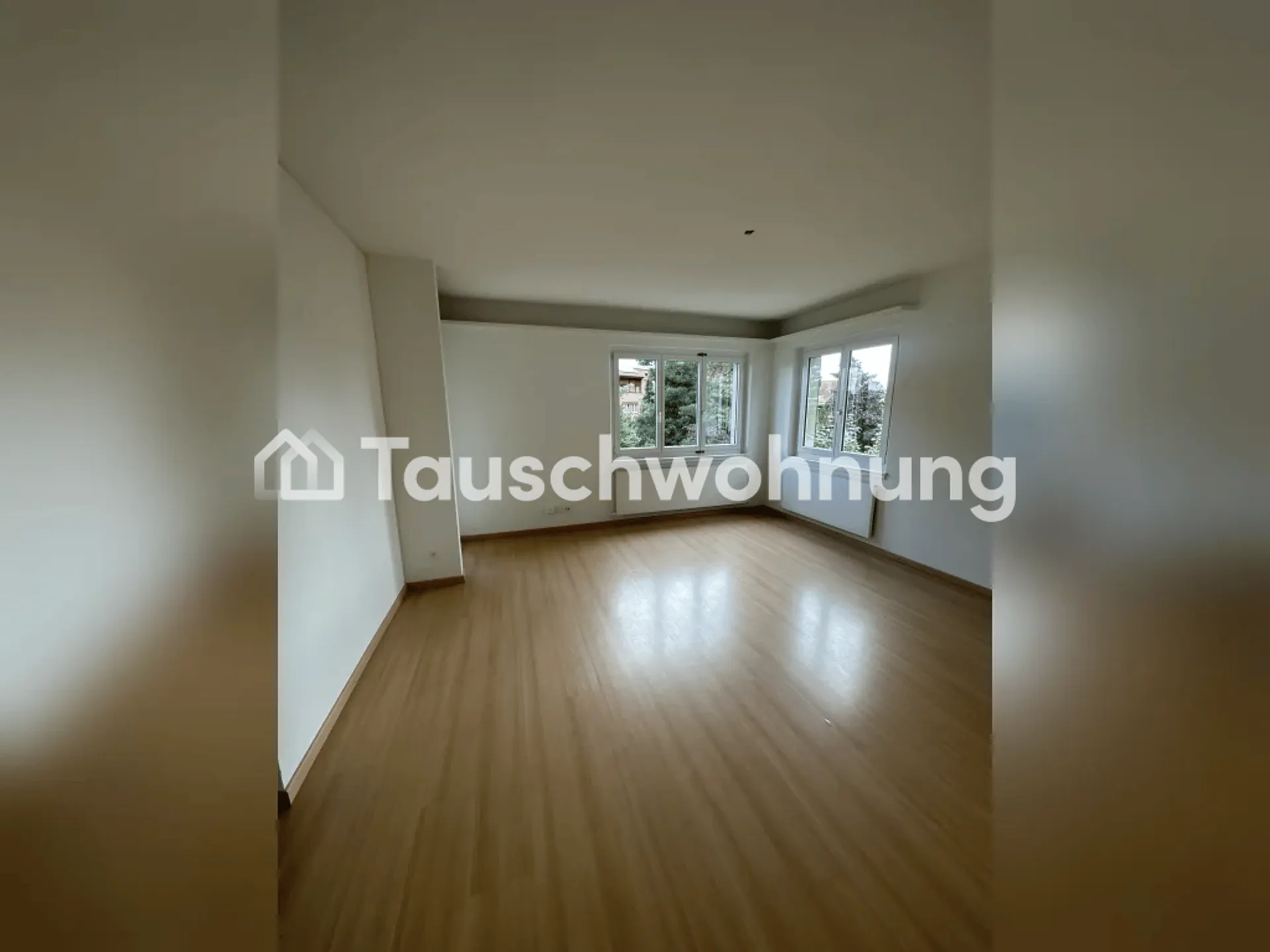 Wollishofen -geräumige Single oder Pärchen Wohnung + Balkon