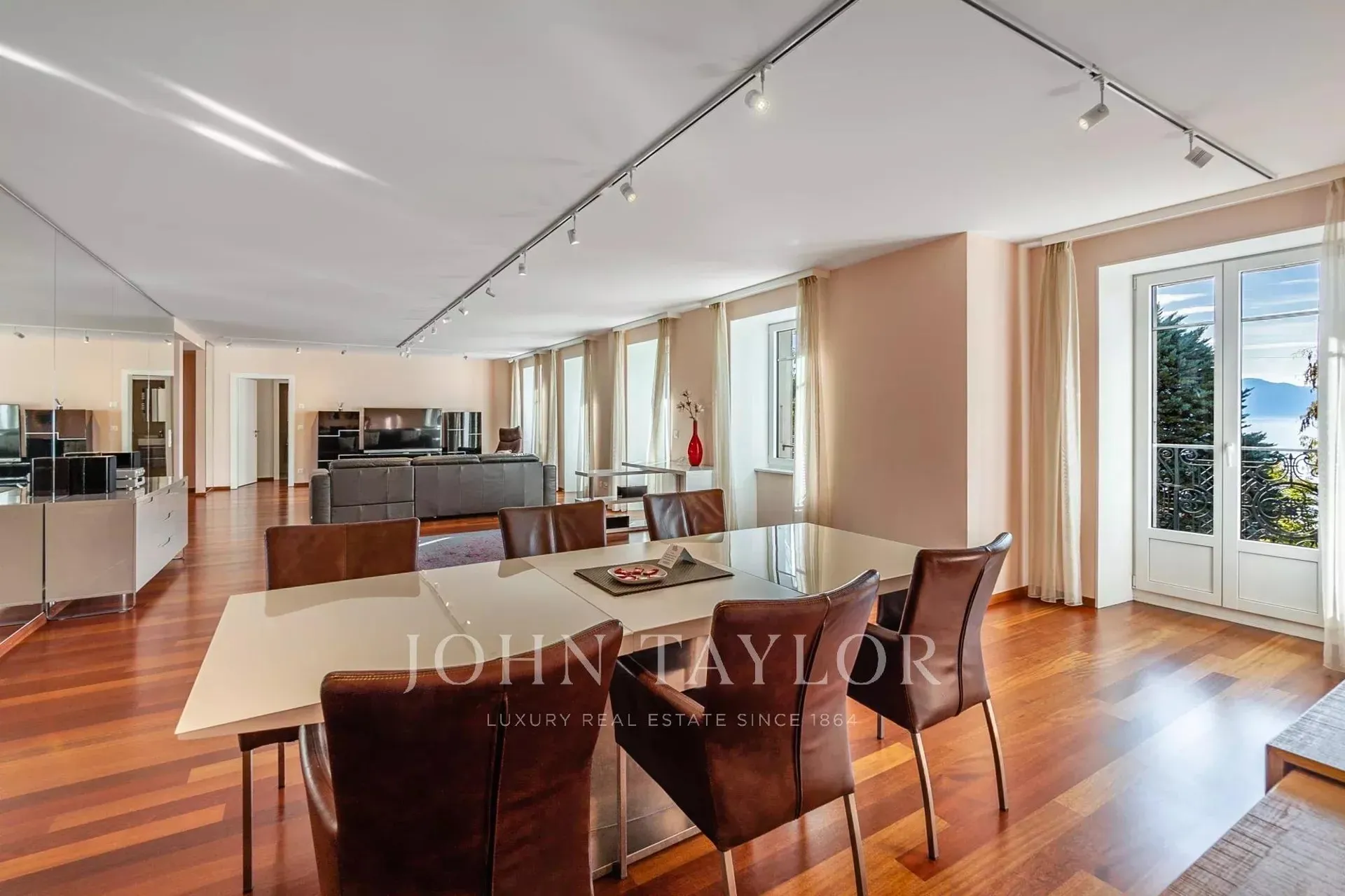 EXCLUSIVITE! Appartement en plein coeur de Montreux