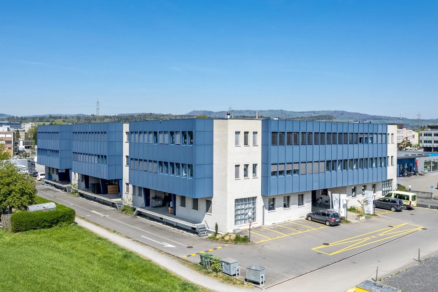 Attraktives Kleinbüro in Steinhausen