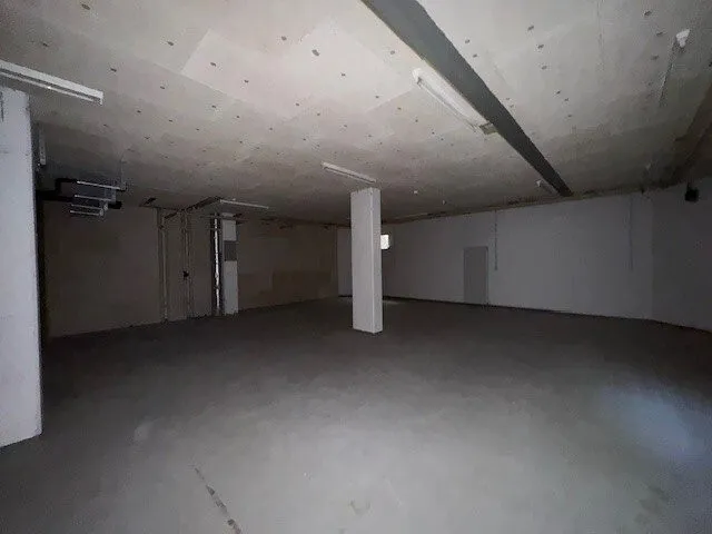 Places de parc intérieures à louer !
