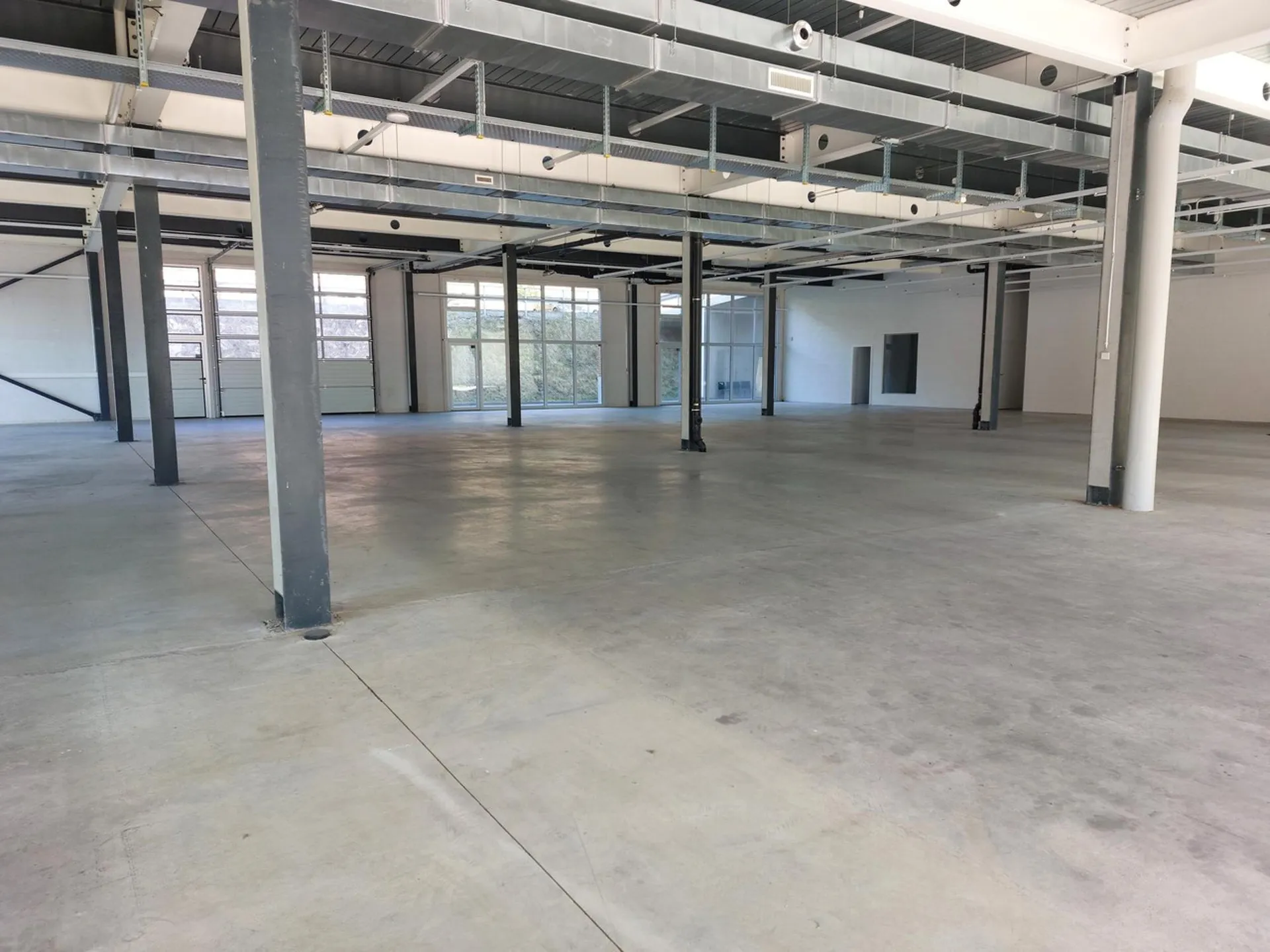 Atelier/dépôt 500m2  à Puidoux - Proche autoroute