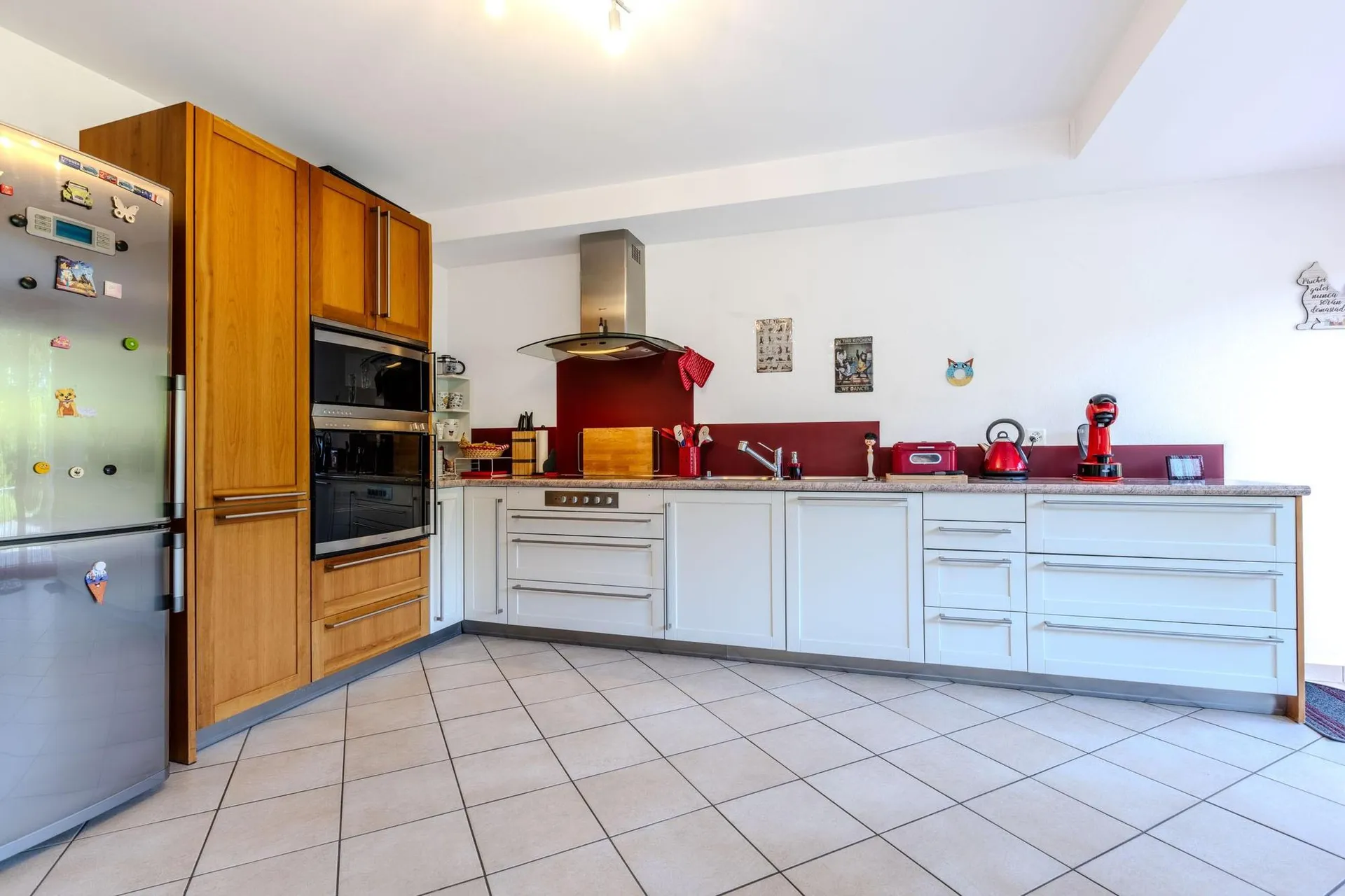 SPAZIOSA VILLA BIFAMILIARE 6.5 CON GIARDINO A CARABBIA