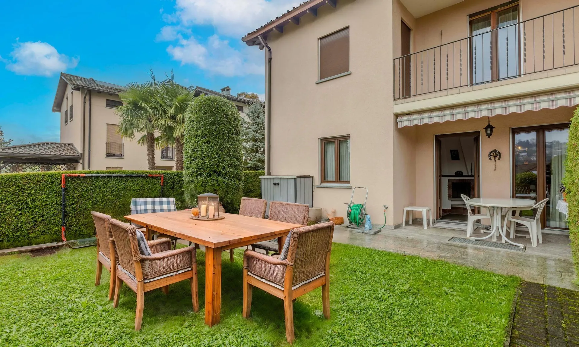 OCCASIONE - SPAZIOSA CASA 5.5 CON GIARDINO A LUGANO PAZZALLO
