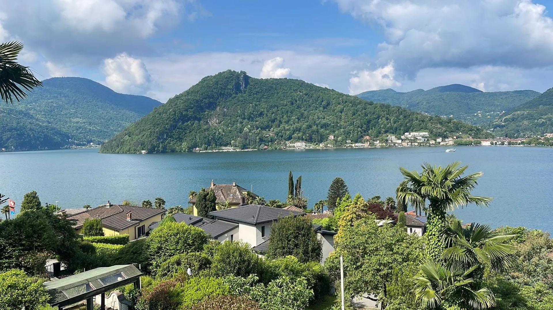 Incantevole casa di nucleo ristrutturata con vista lago