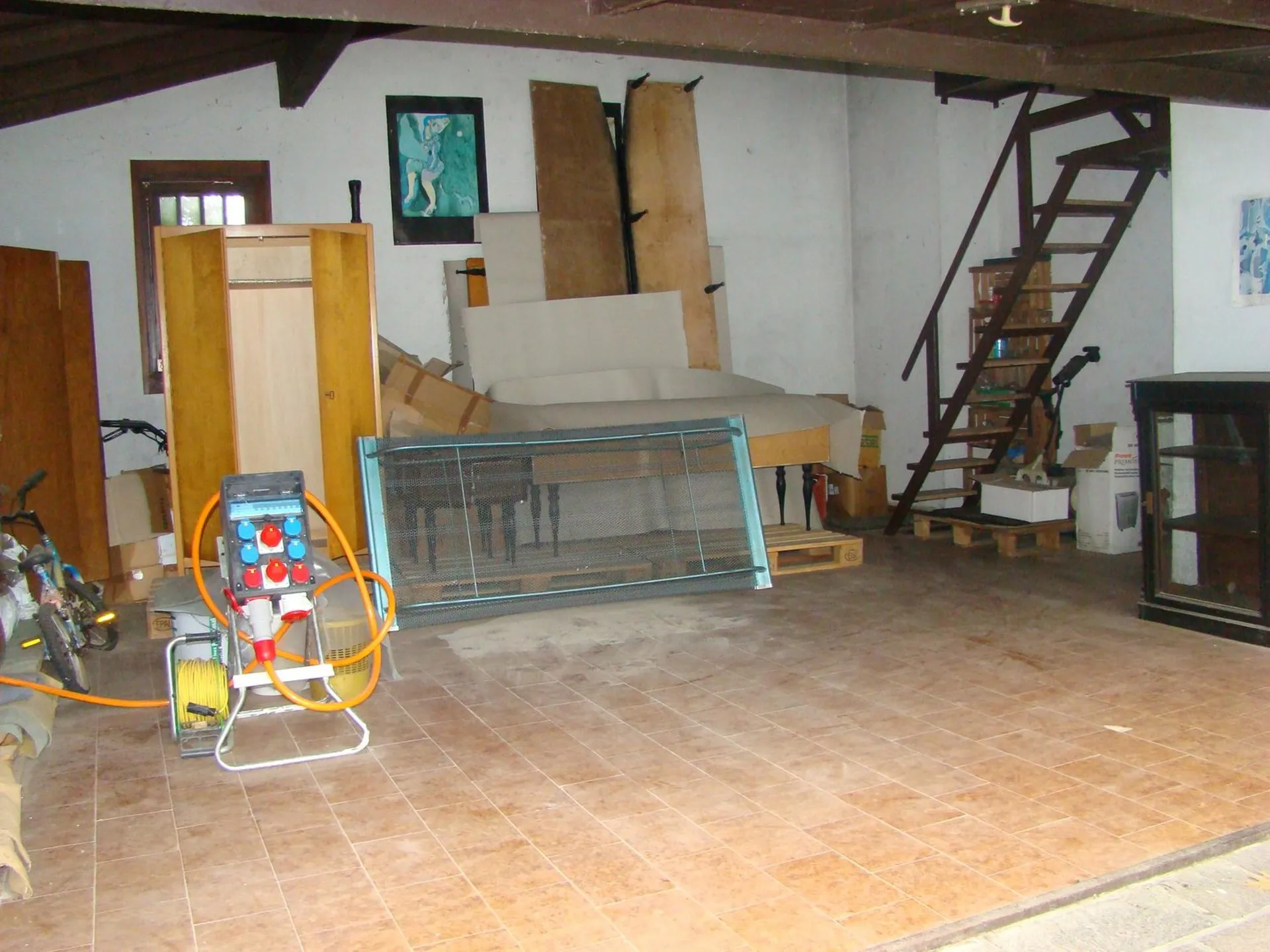 Image 32