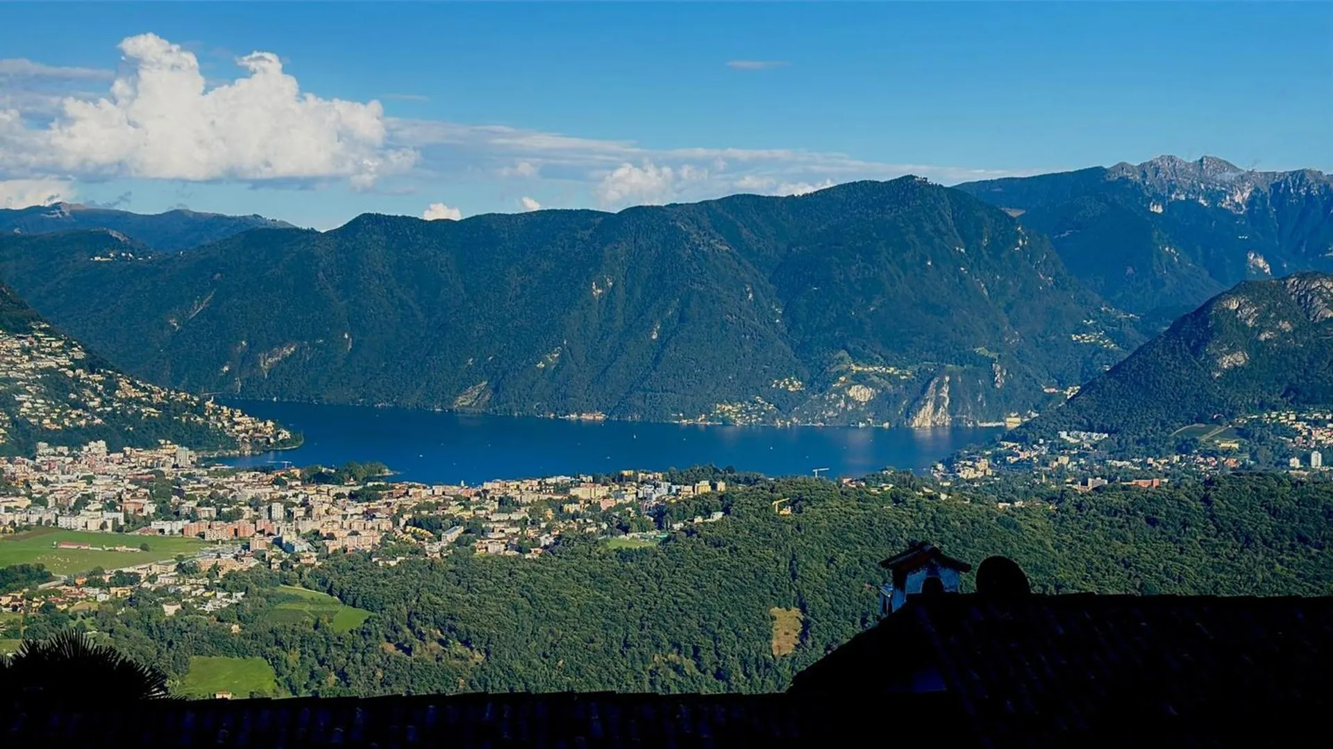 Casa Bijoux con vista aperta su lago e montagne
