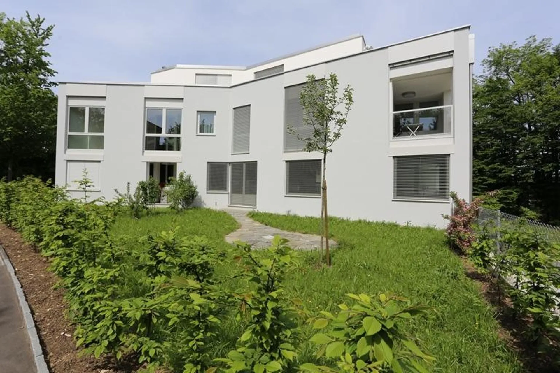 4.5 Zimmerwohnung mit Gartensitzplatz an ruhiger Lage